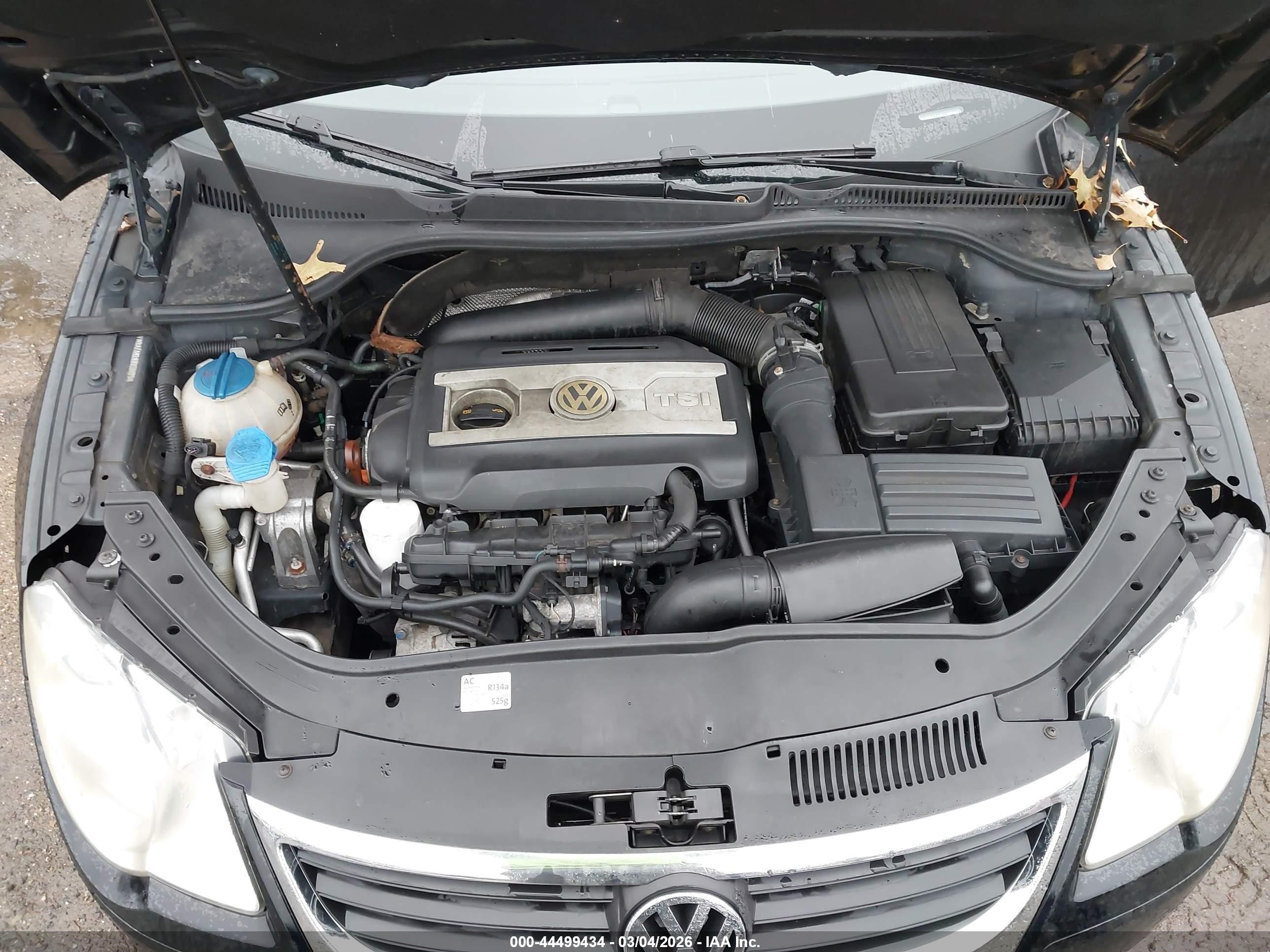 2010 Volkswagen Eos Komfort Black vin: WVWBA7AH2AV020631