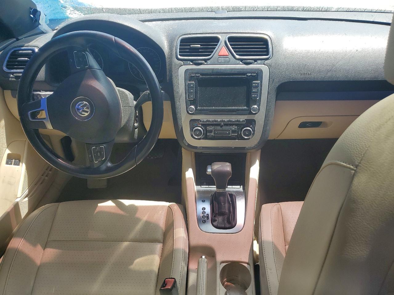 2011 Volkswagen Eos Komfort Black vin: WVWBA7AH2BV001983