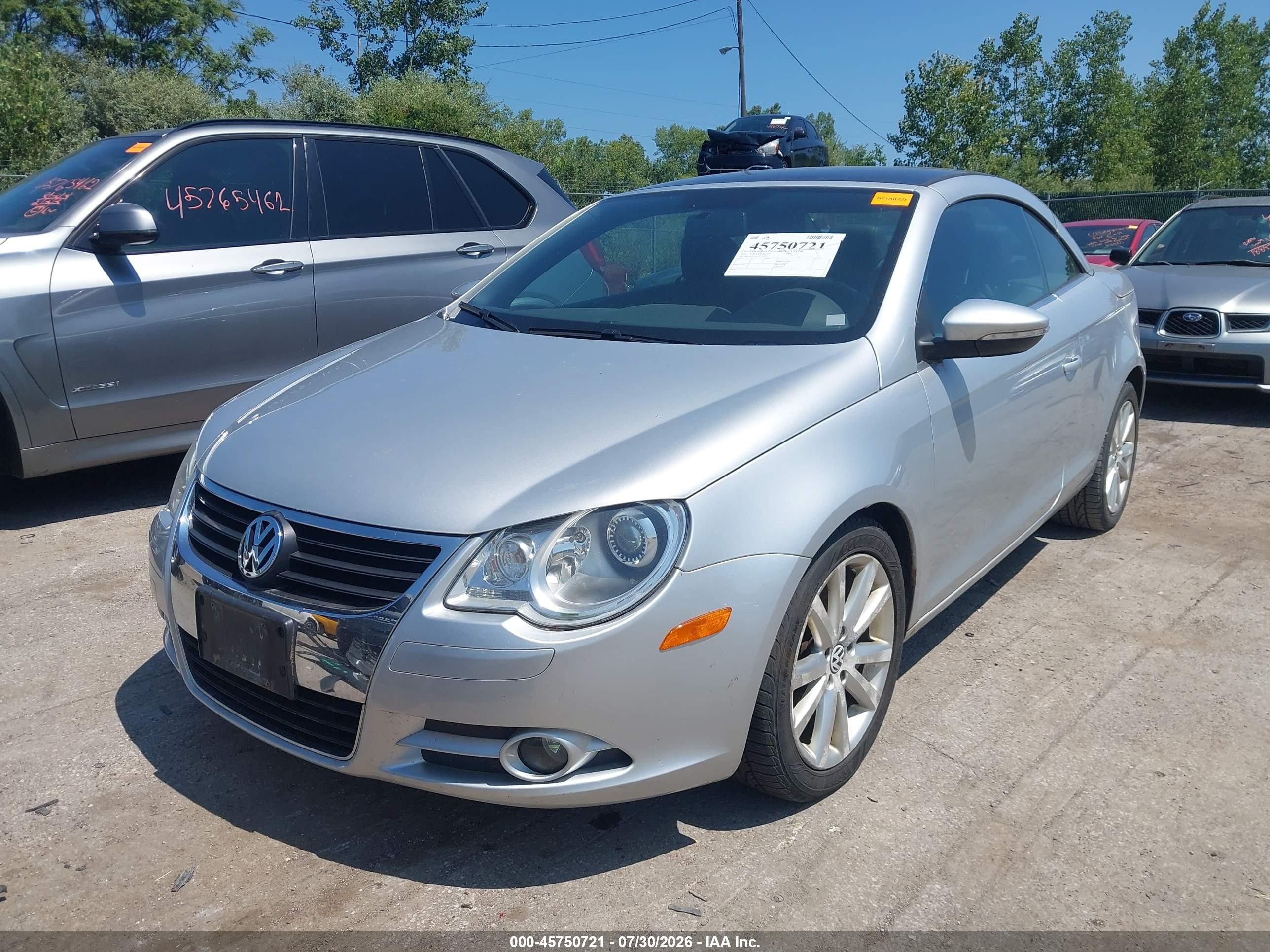 2010 Volkswagen Eos Komfort Silver vin: WVWBA7AH3AV018063