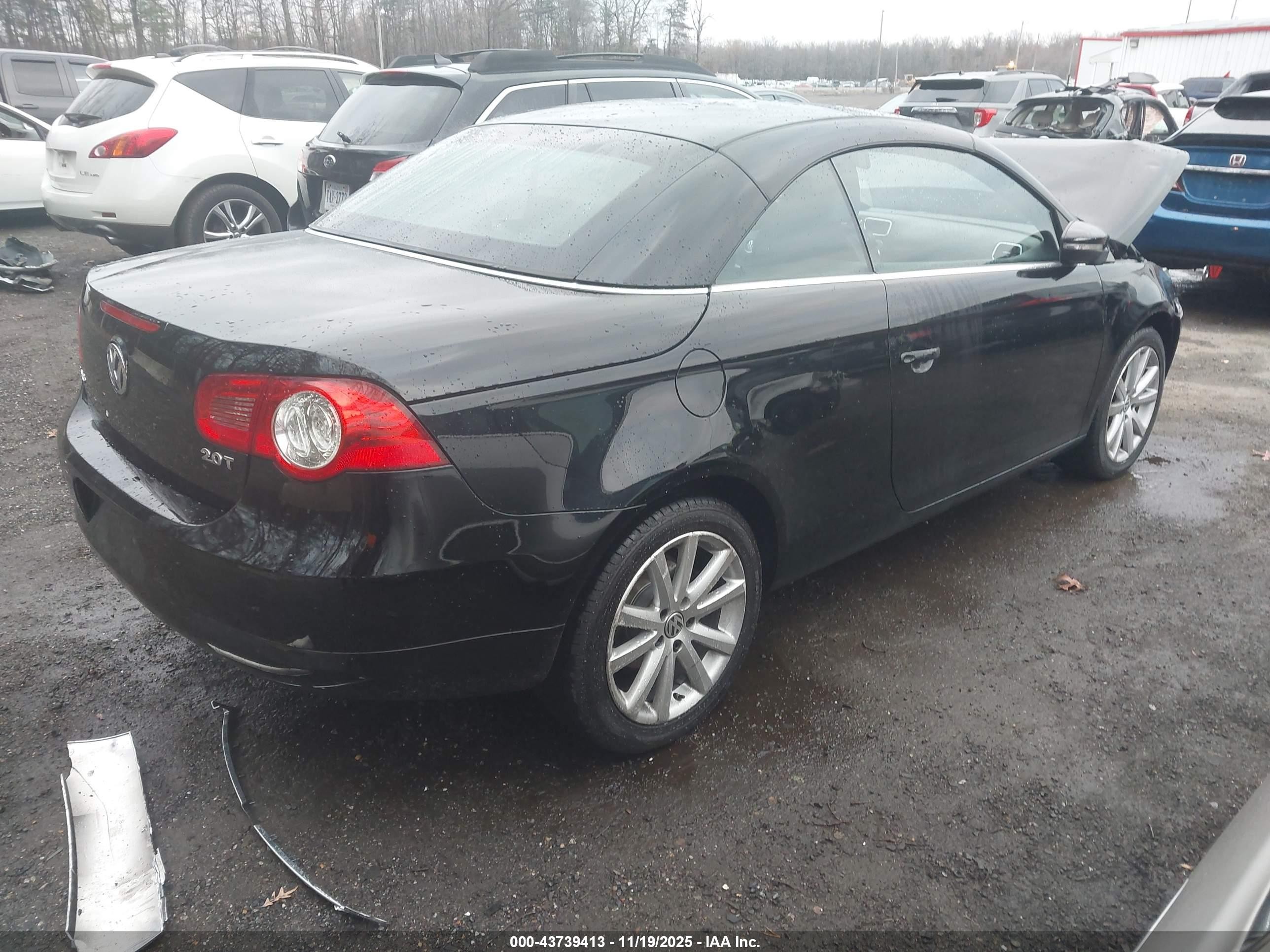 2011 Volkswagen Eos Komfort Black vin: WVWBA7AH3BV001975