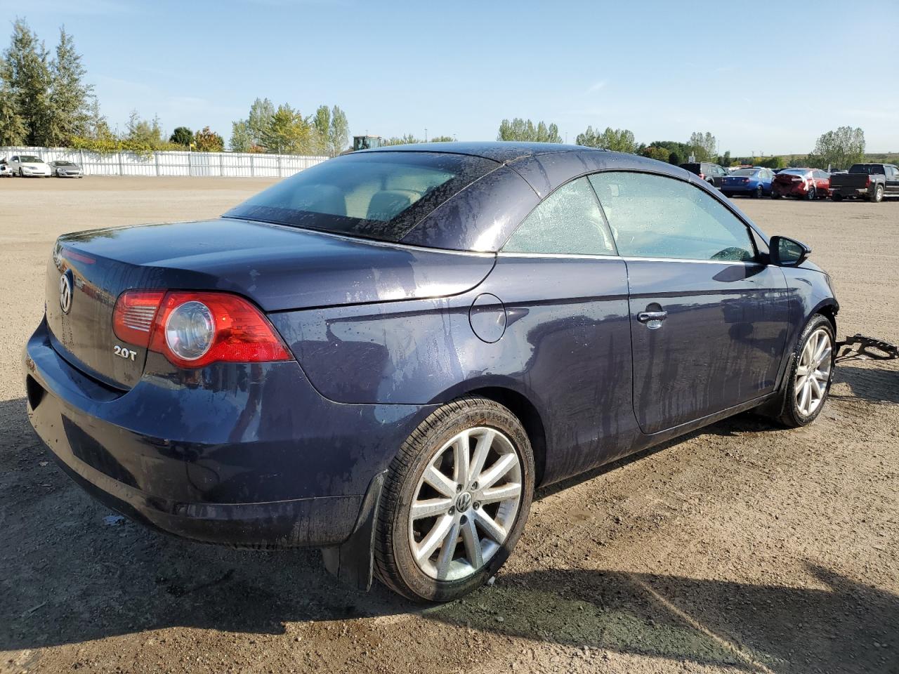 2011 Volkswagen Eos Komfort Blue vin: WVWBA7AH3BV002138
