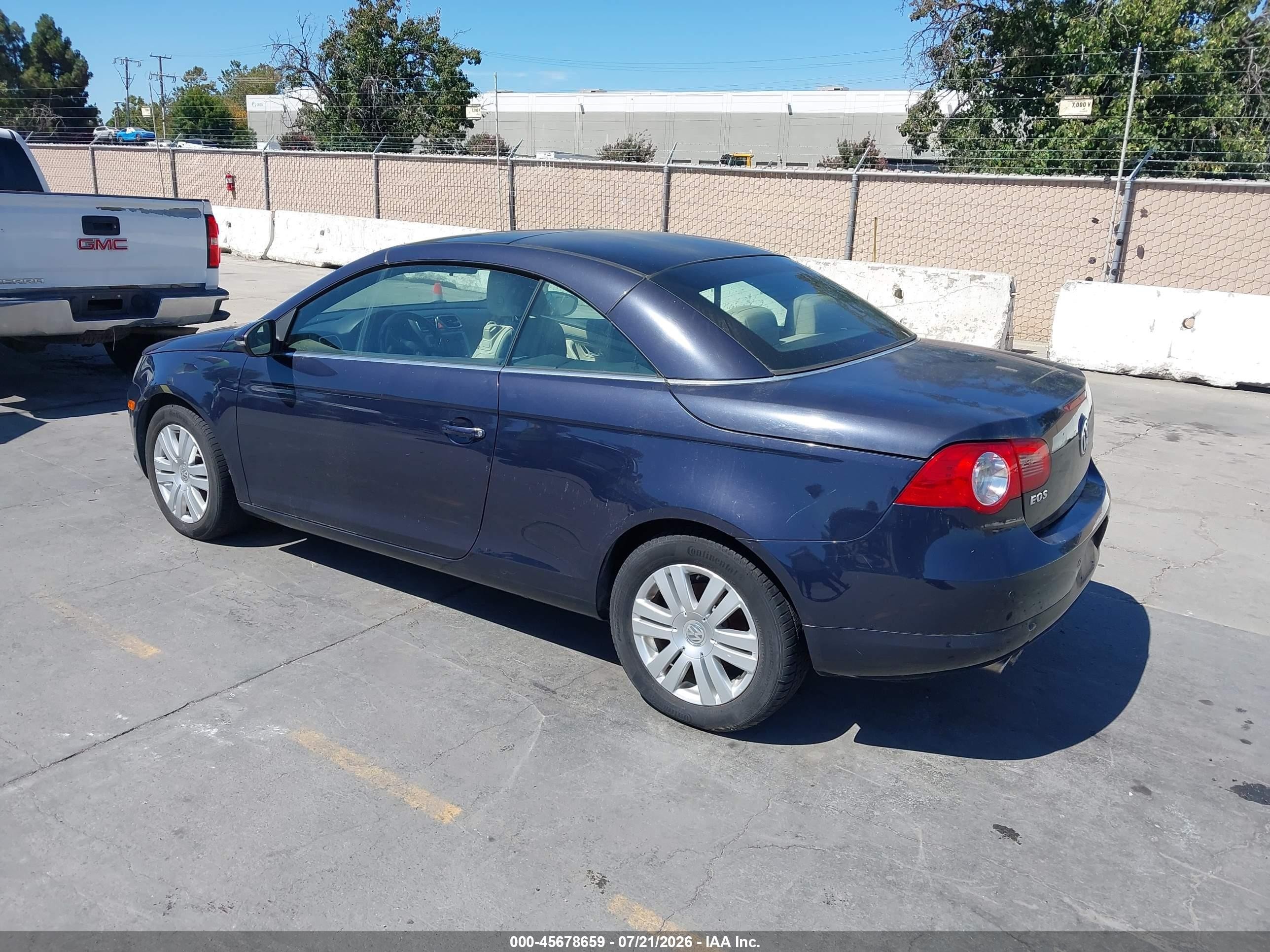 2010 Volkswagen Eos Komfort Blue vin: WVWBA7AH4AV018704