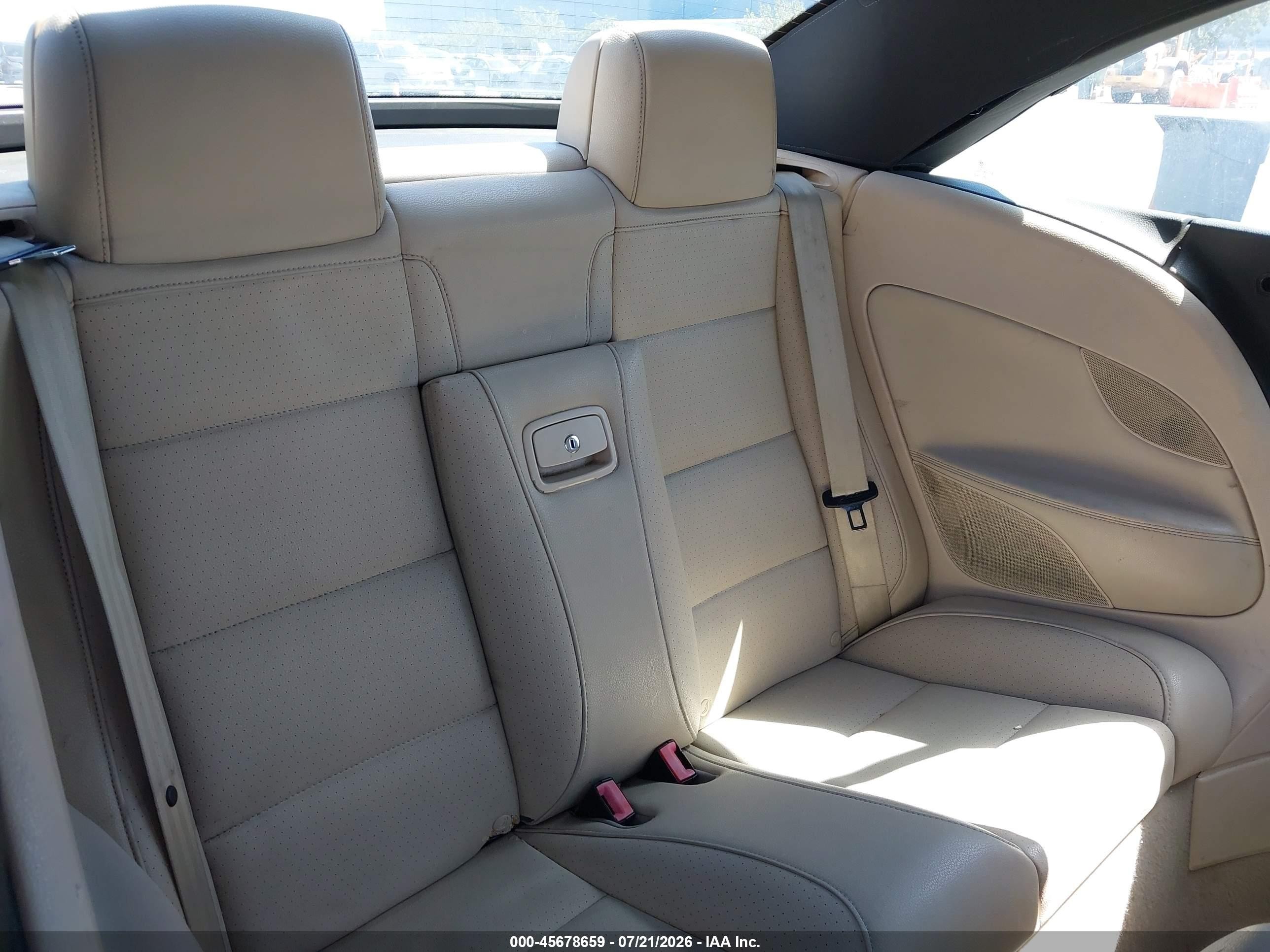 2010 Volkswagen Eos Komfort Blue vin: WVWBA7AH4AV018704