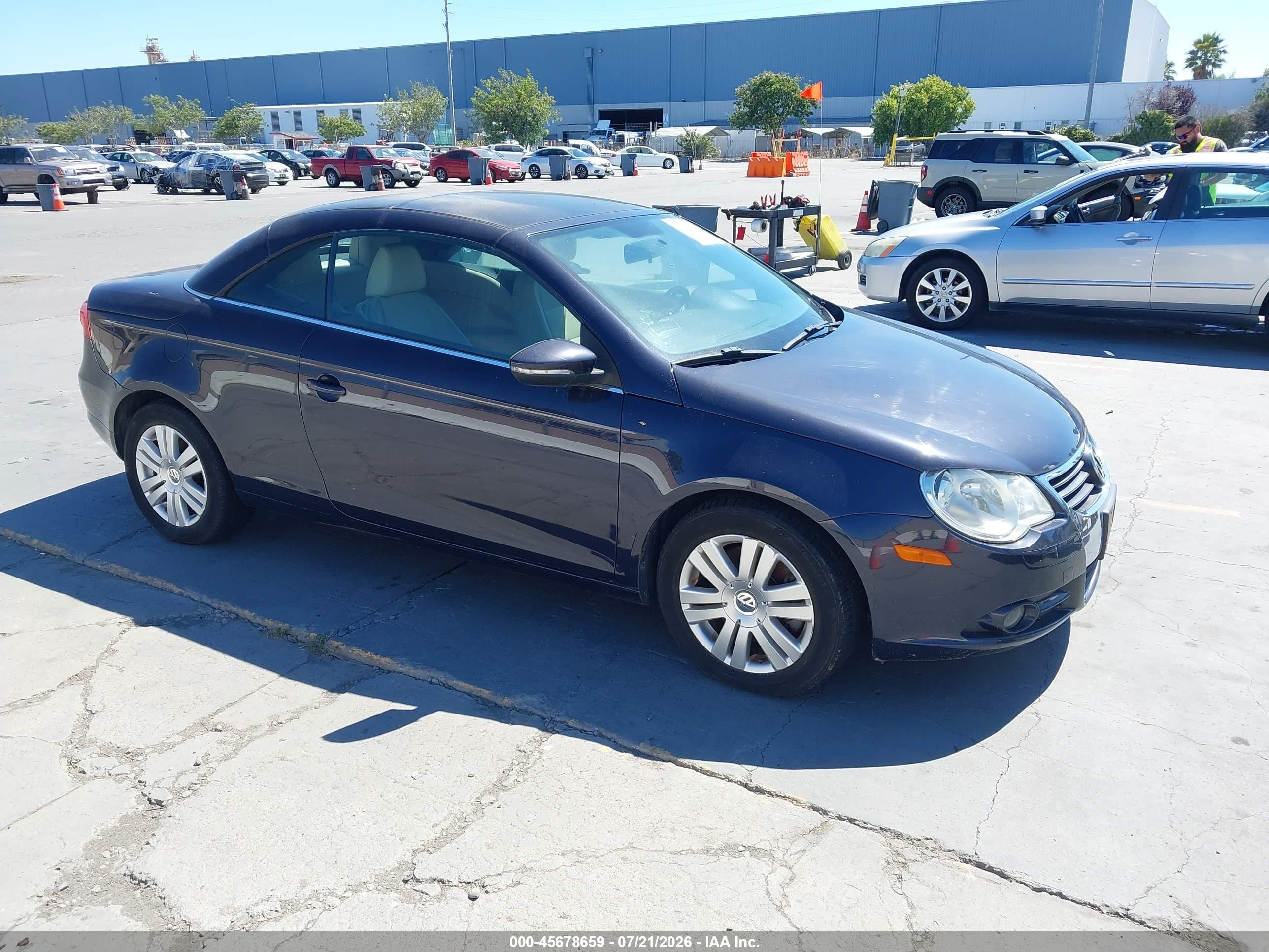2010 Volkswagen Eos Komfort Blue vin: WVWBA7AH4AV018704