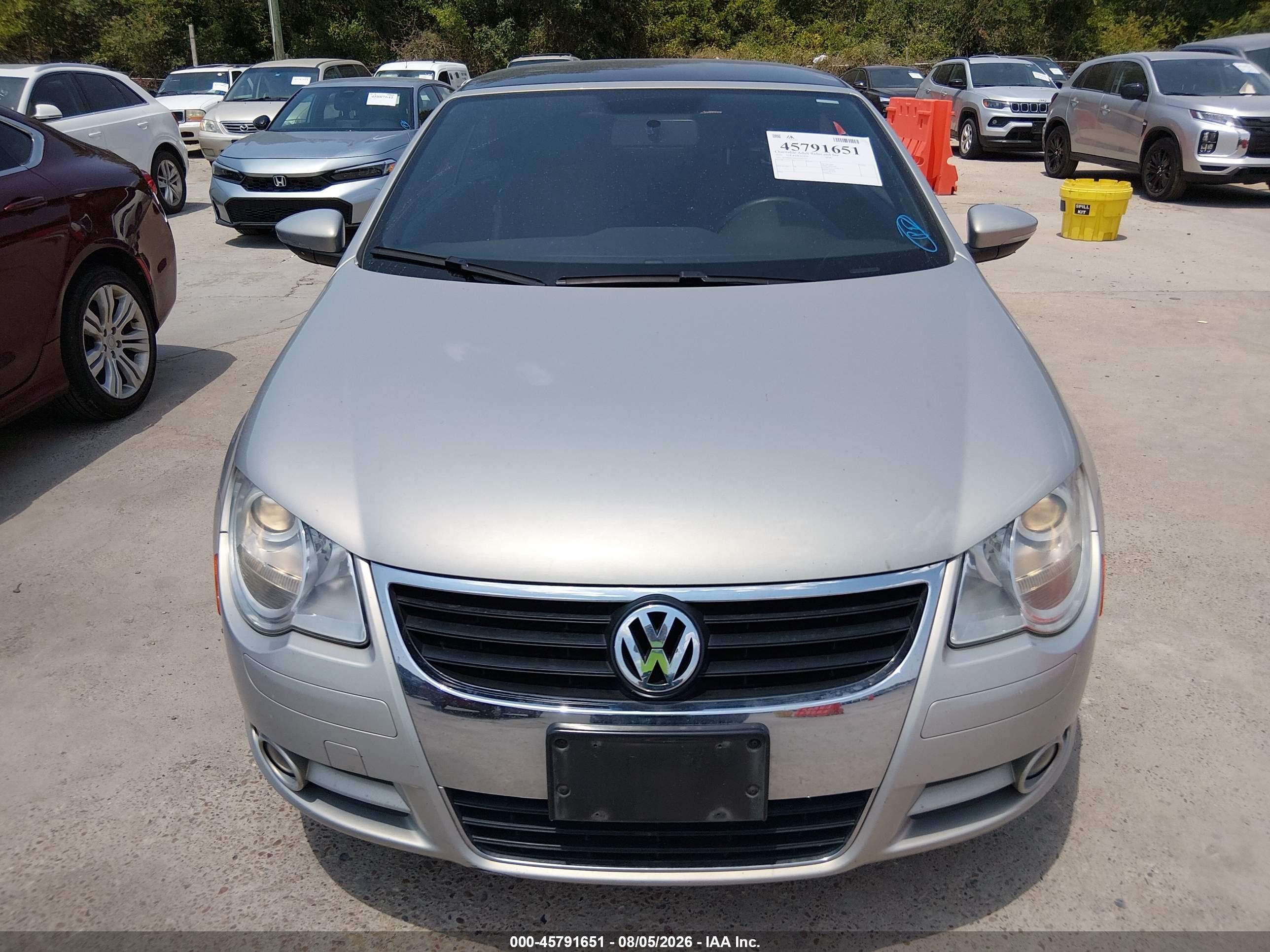 2010 Volkswagen Eos Komfort Gold vin: WVWBA7AH7AV021371