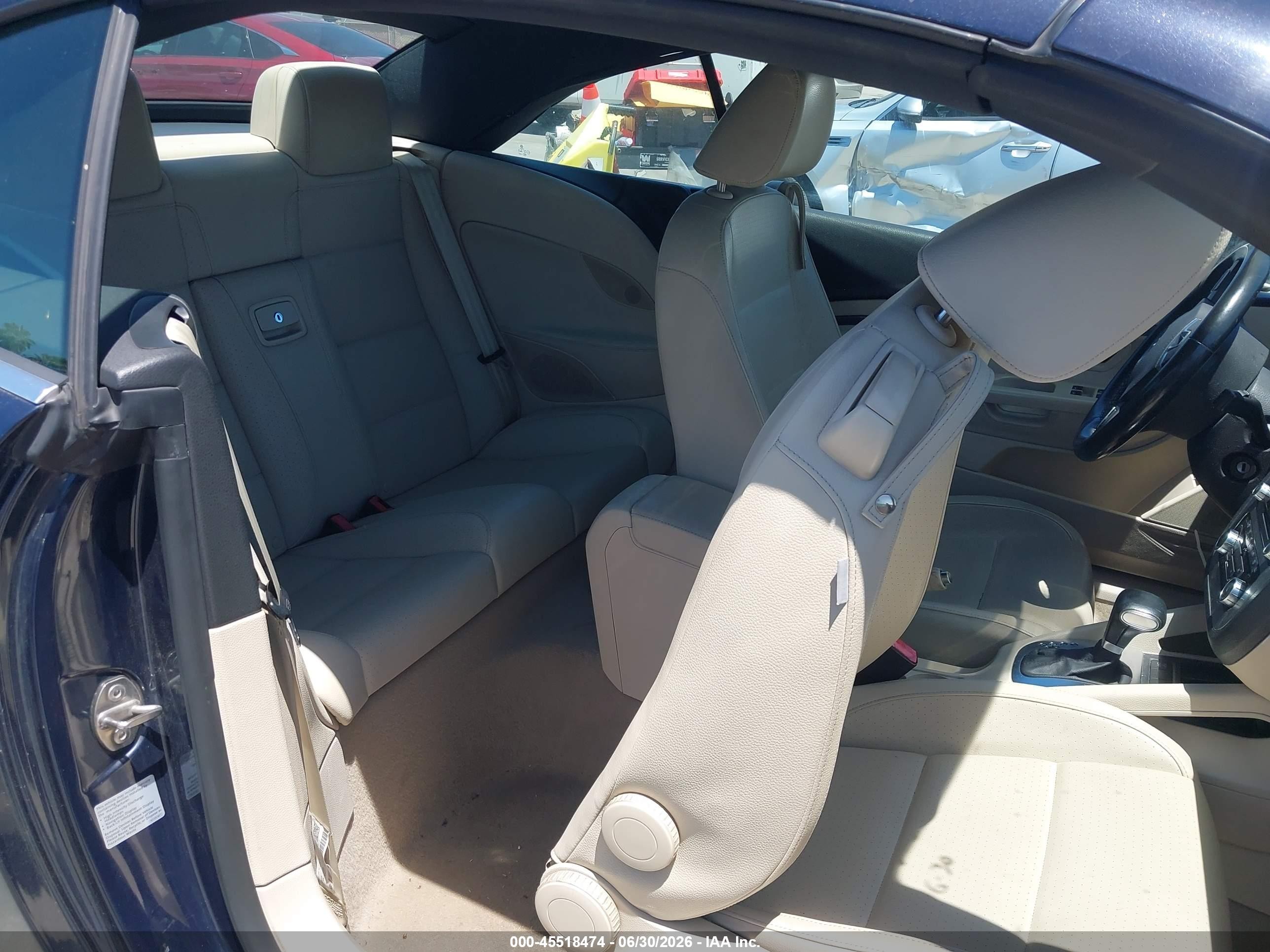 2010 Volkswagen Eos Komfort Black vin: WVWBA7AH7AV023900