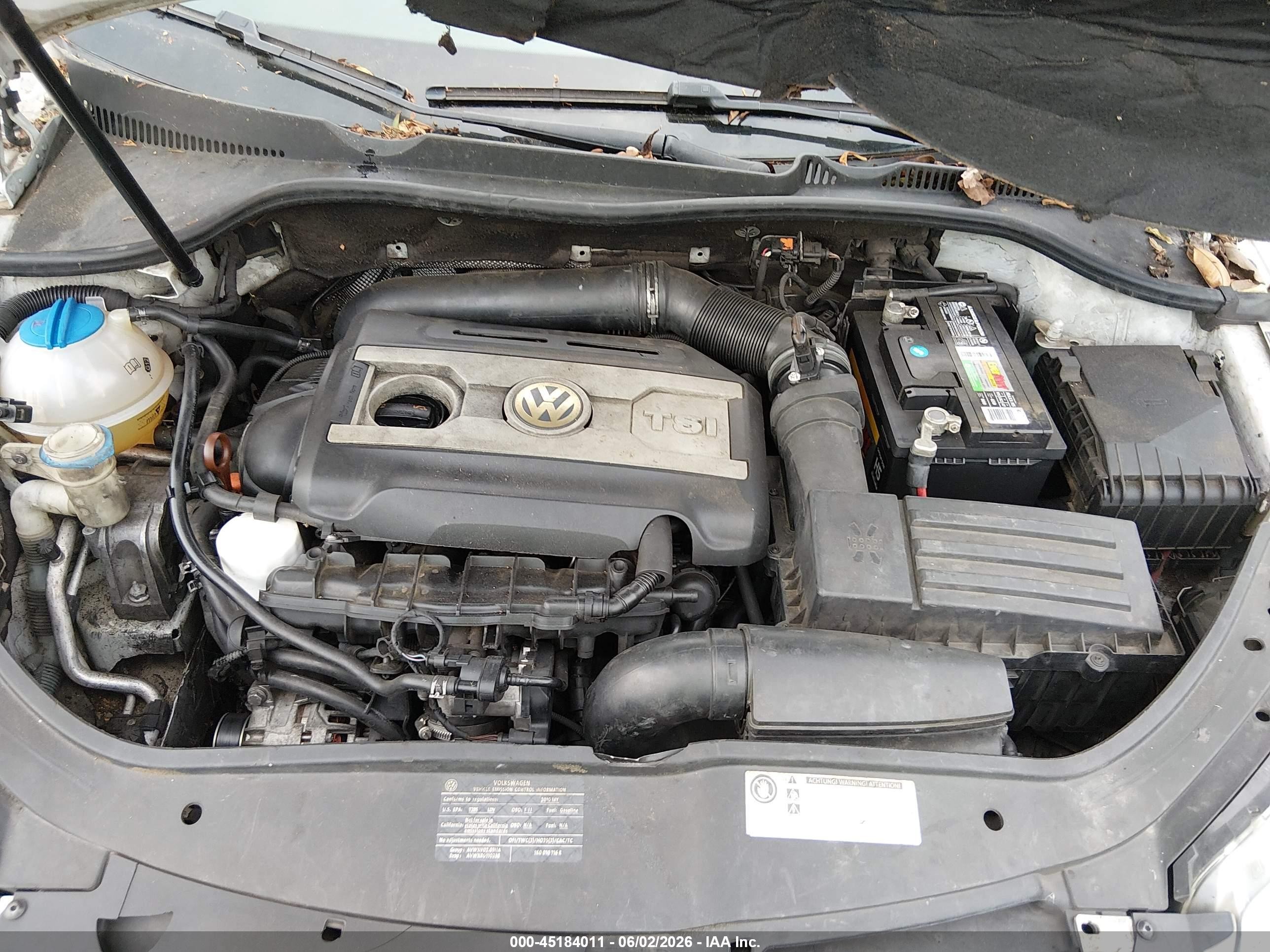 2010 Volkswagen Eos Komfort Silver vin: WVWBA7AH8AV010931