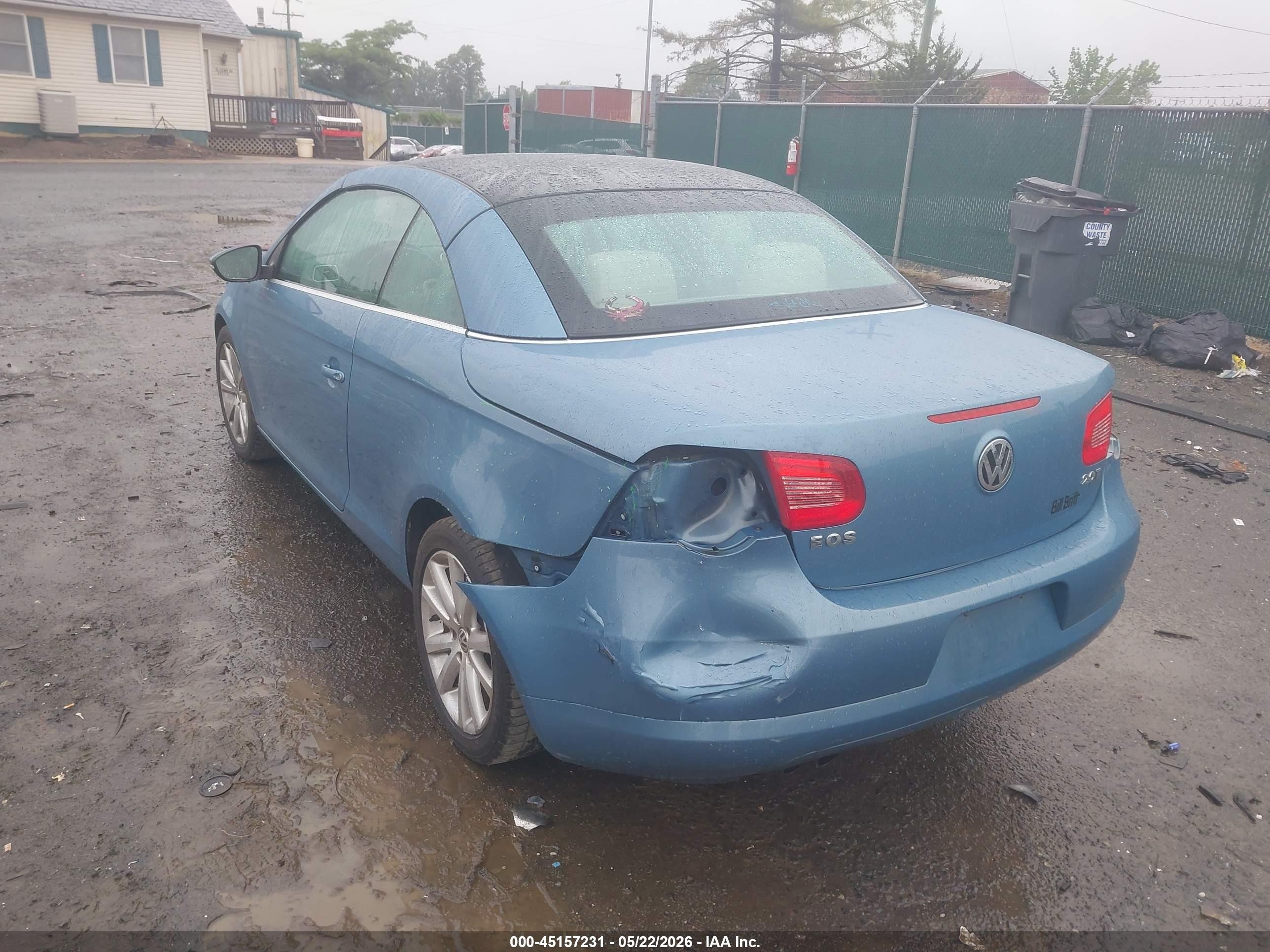 2010 Volkswagen Eos Komfort Light Blue vin: WVWBA7AH9AV020352