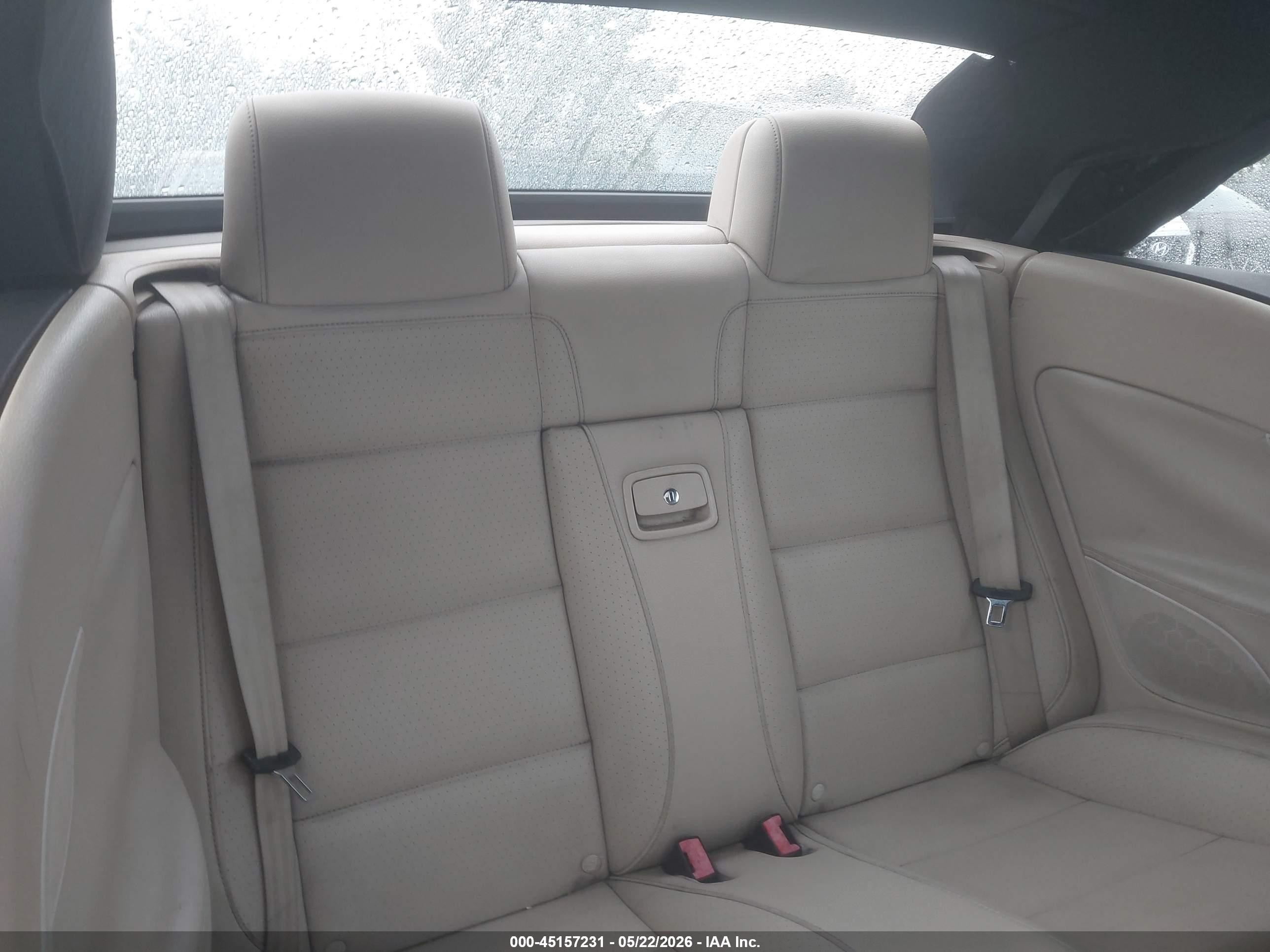 2010 Volkswagen Eos Komfort Light Blue vin: WVWBA7AH9AV020352