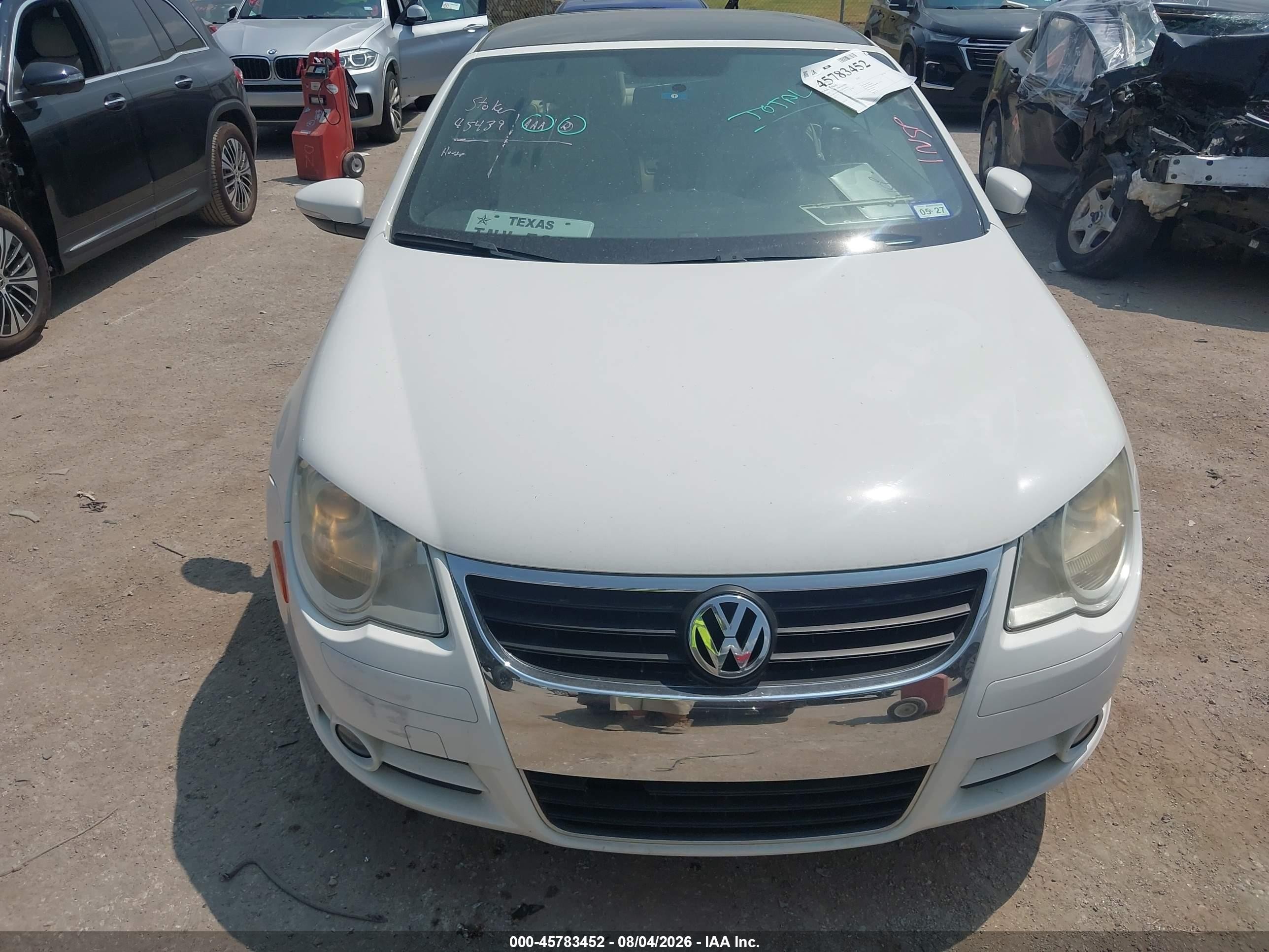 2010 Volkswagen Eos Komfort White vin: WVWBA7AHXAV009070