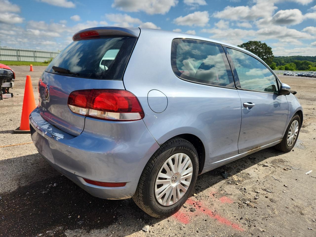 2010 Volkswagen Golf Base / S Синий vin: WVWBA7AJ2AW379488