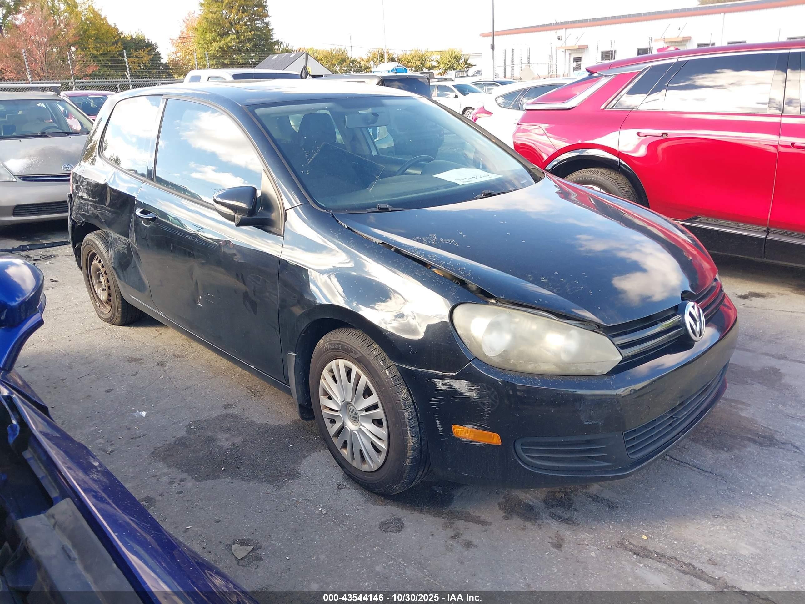 2010 Volkswagen Golf 2-door Черный vin: WVWBA7AJ3AW314973