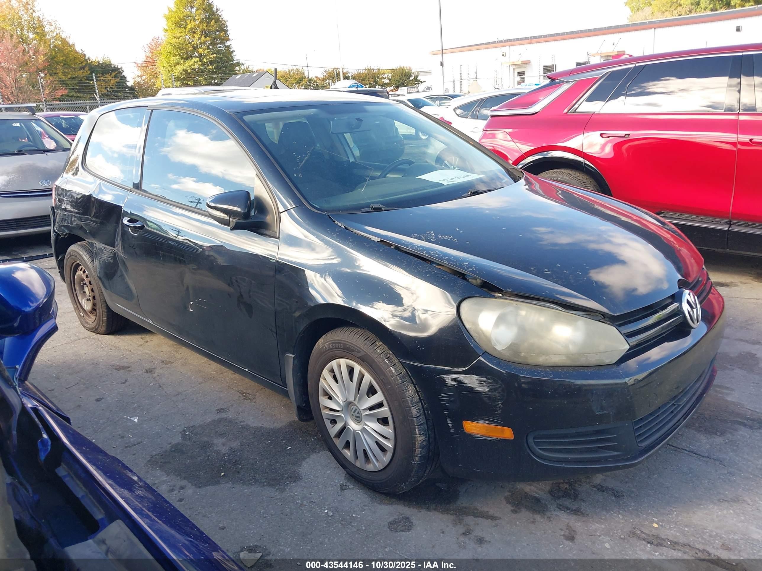 2010 Volkswagen Golf 2-door Черный vin: WVWBA7AJ3AW314973