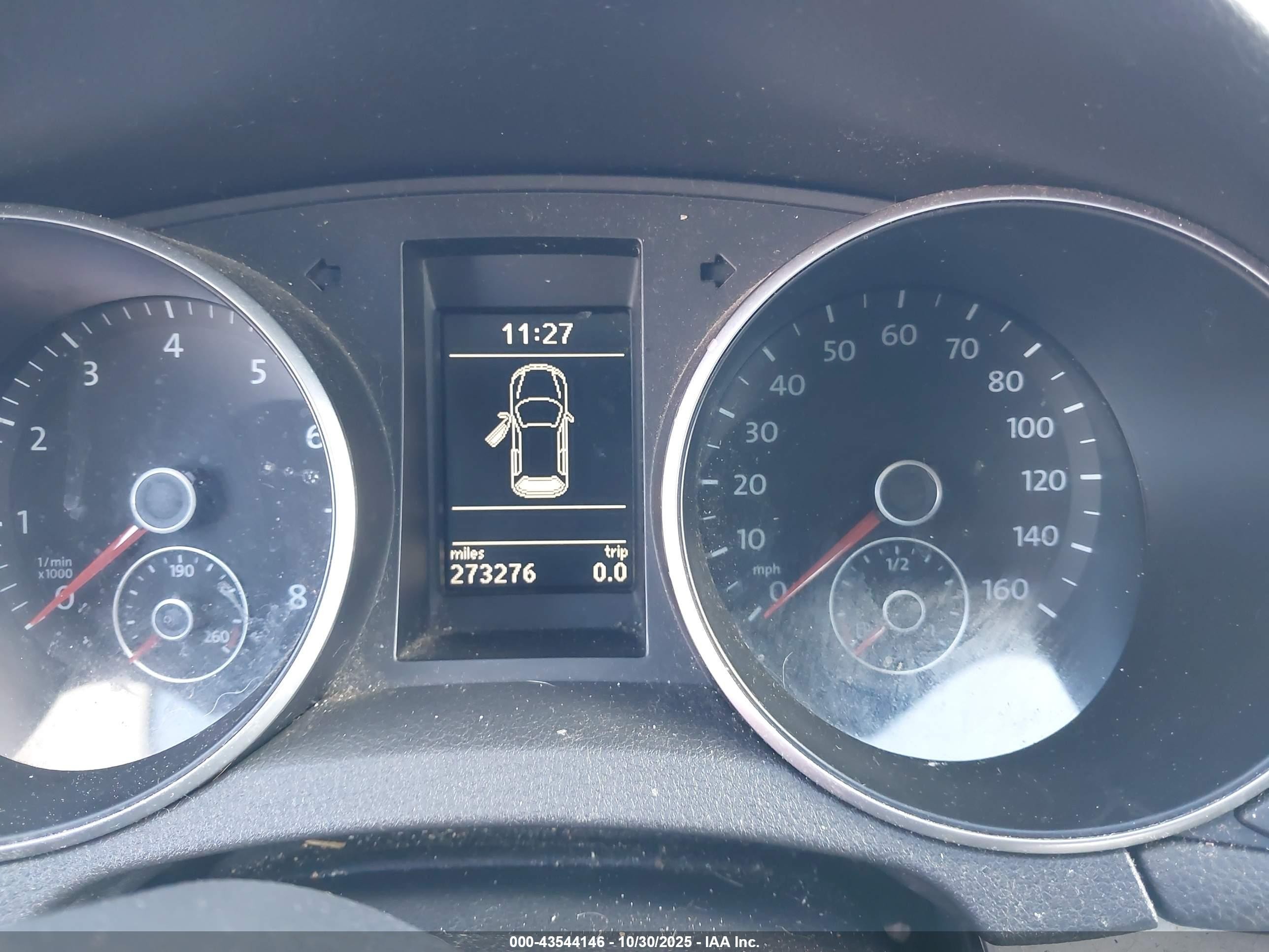 2010 Volkswagen Golf 2-door Черный vin: WVWBA7AJ3AW314973