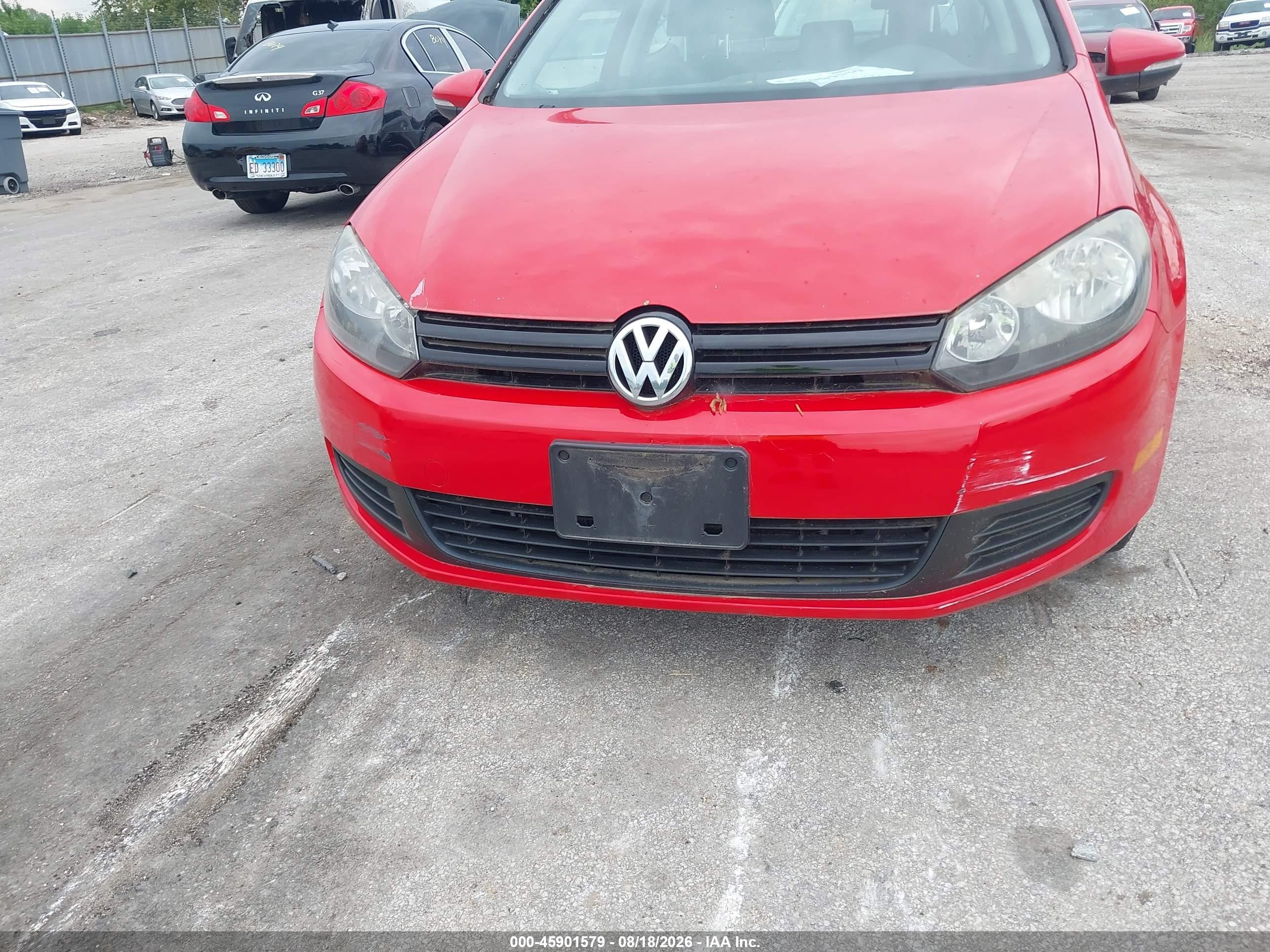 2011 Volkswagen Golf 2.5l 2-door Red vin: WVWBA7AJ3BW280681