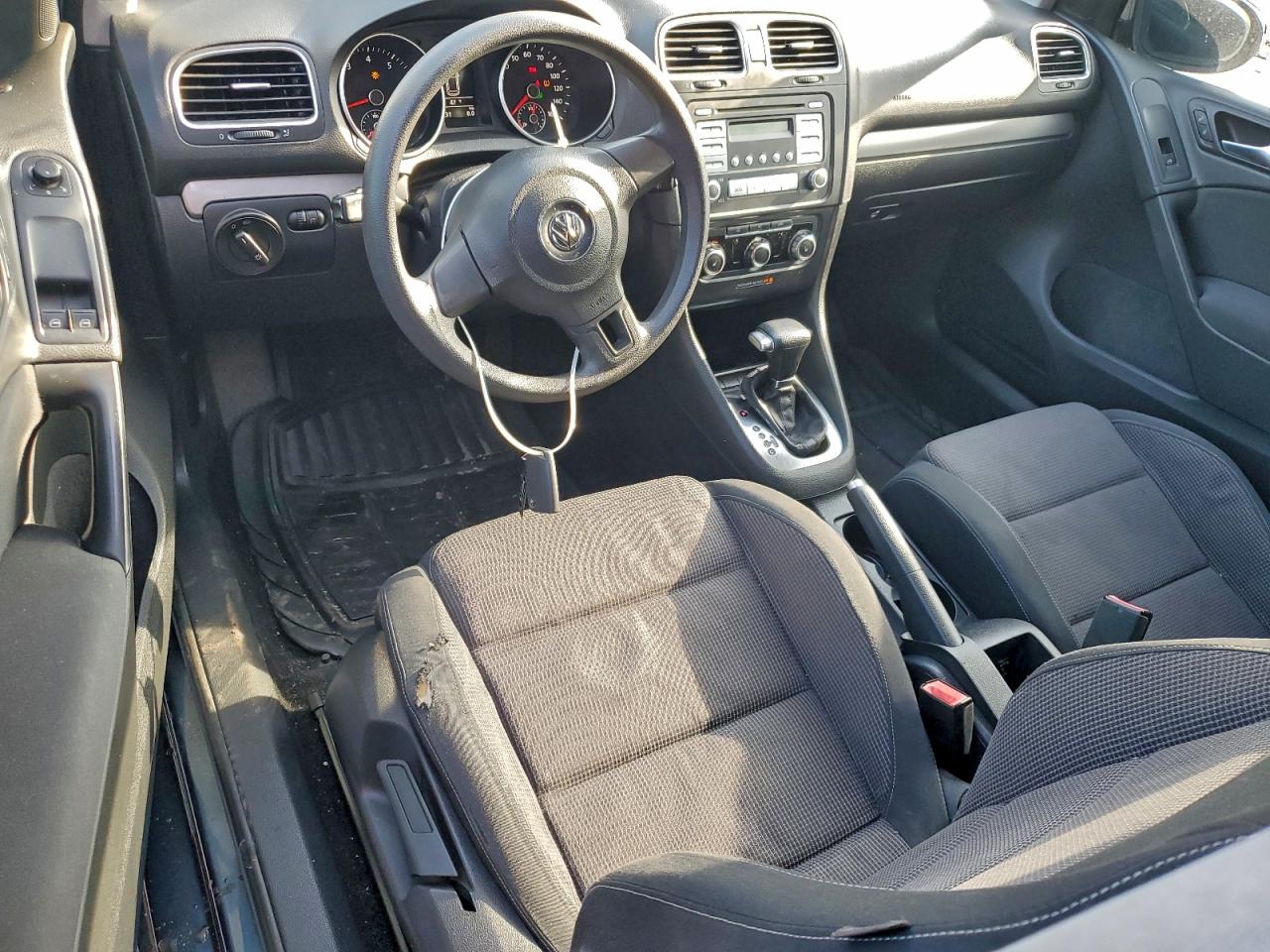 2010 Volkswagen Golf Угольный vin: WVWBA7AJ5AW416016