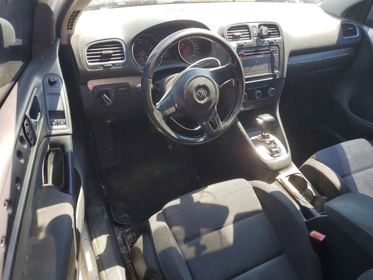 2011 Volkswagen Golf White vin: WVWBA7AJ6BW104322