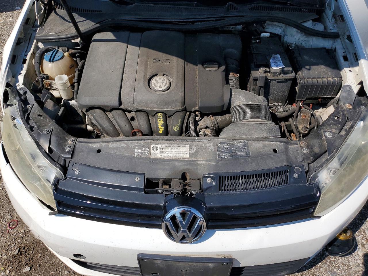 2011 Volkswagen Golf White vin: WVWBA7AJ6BW104322