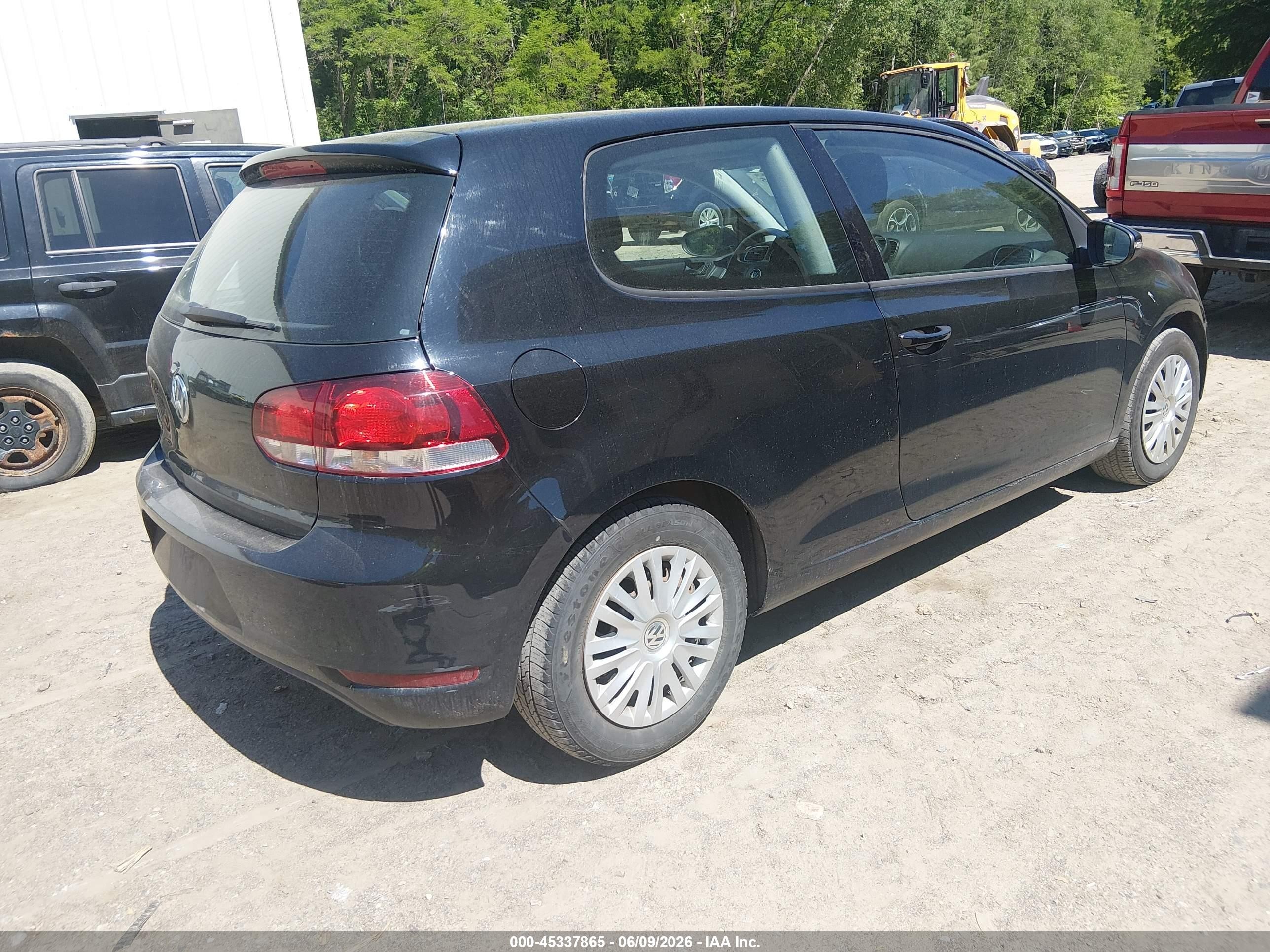 2013 Volkswagen Golf 2.5l 2-door Black vin: WVWBA7AJ9DW023687