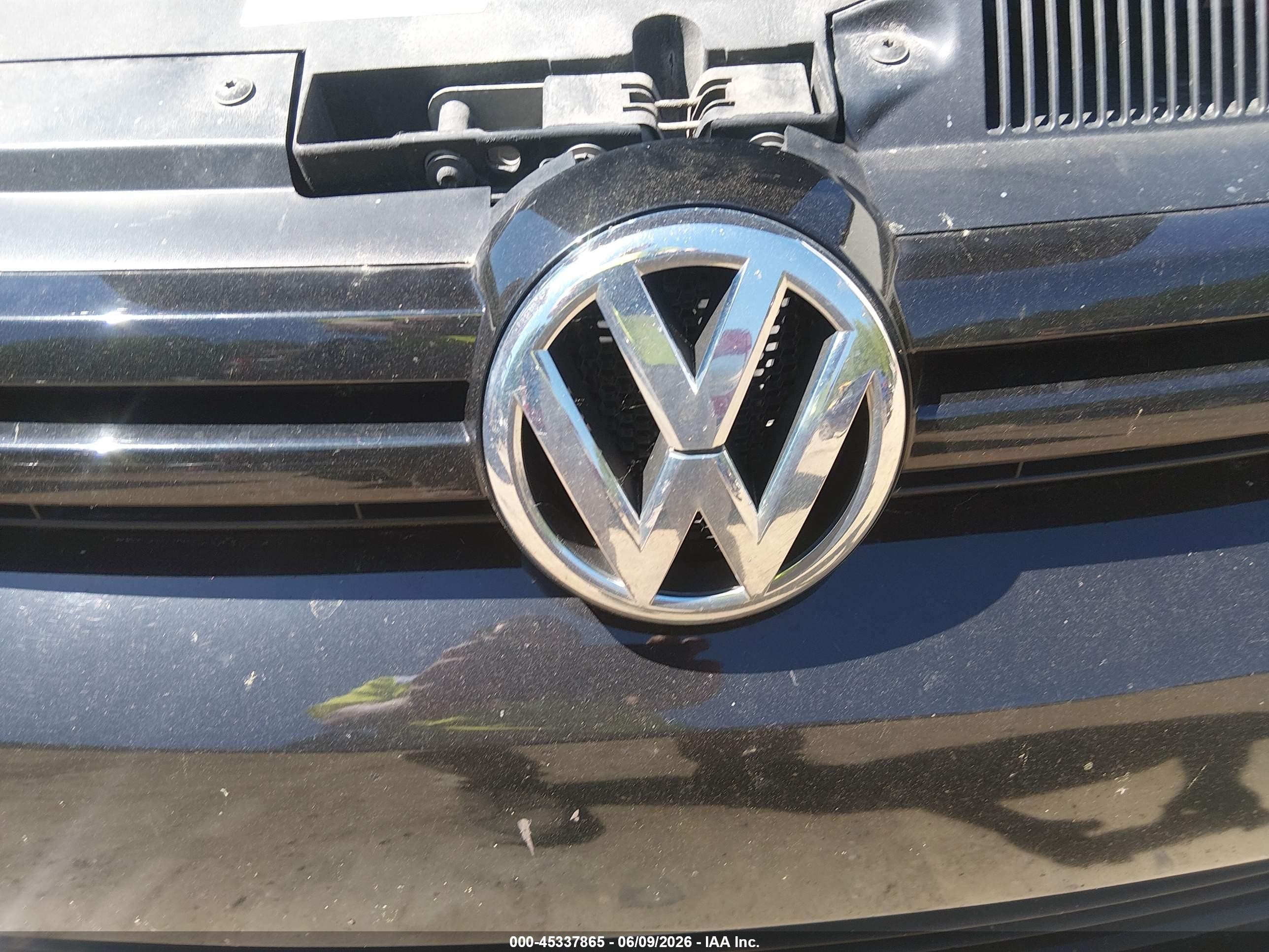 2013 Volkswagen Golf 2.5l 2-door Black vin: WVWBA7AJ9DW023687