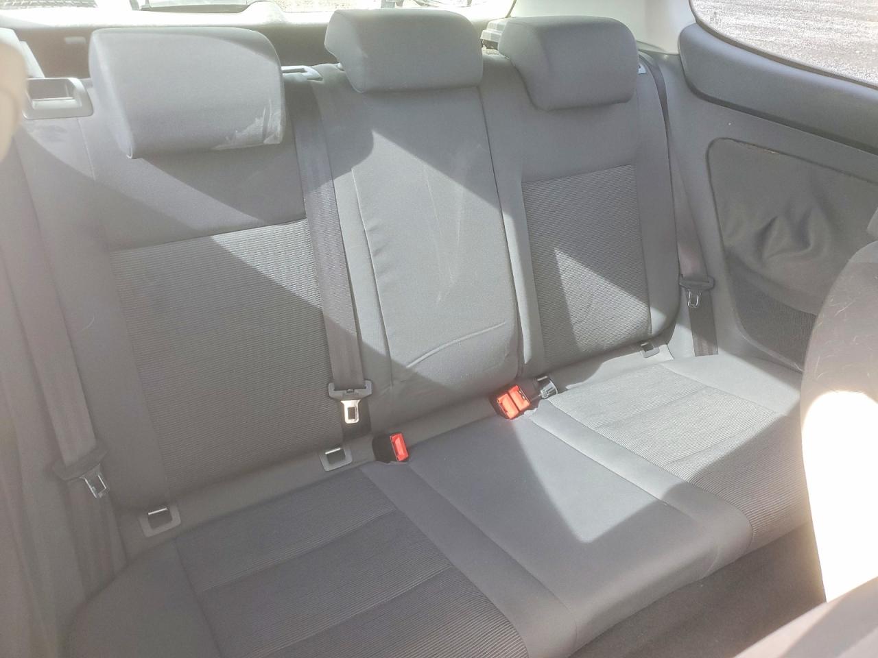 2008 Volkswagen Rabbit Silver vin: WVWBB71K08W293662