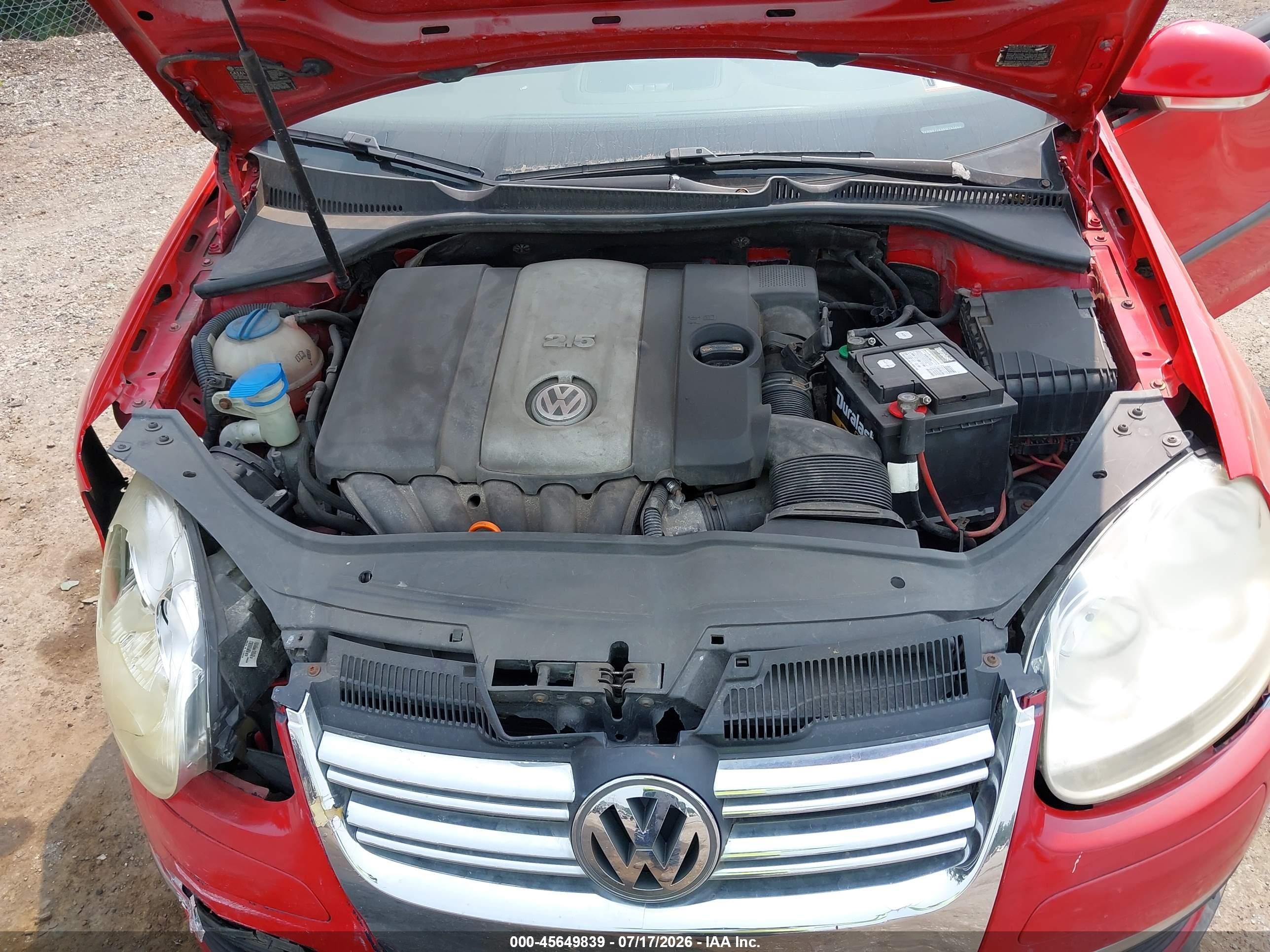 2008 Volkswagen Rabbit S Red vin: WVWBB71K38W157669