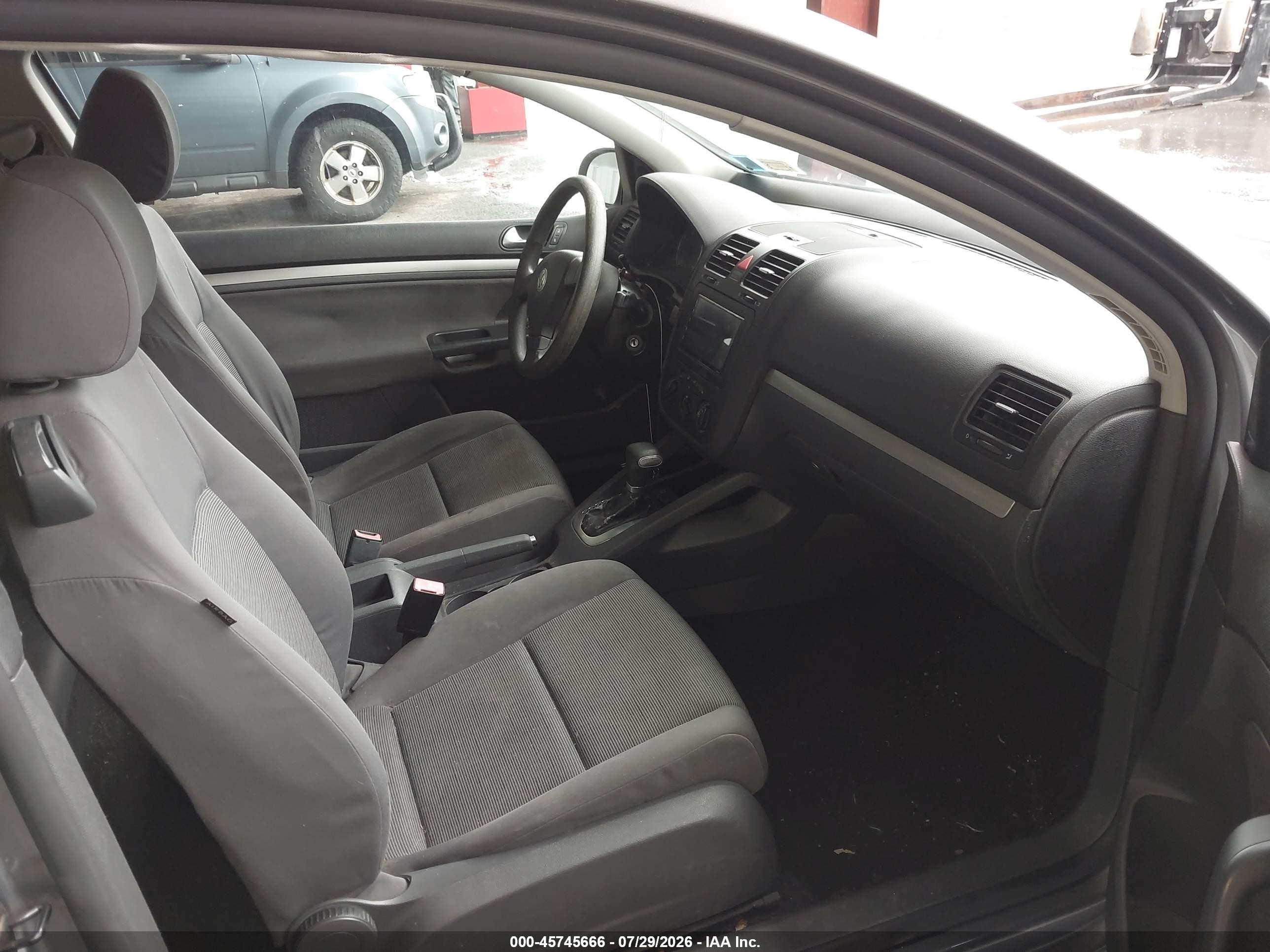 2009 Volkswagen Rabbit S Blue vin: WVWBB71K49W010147