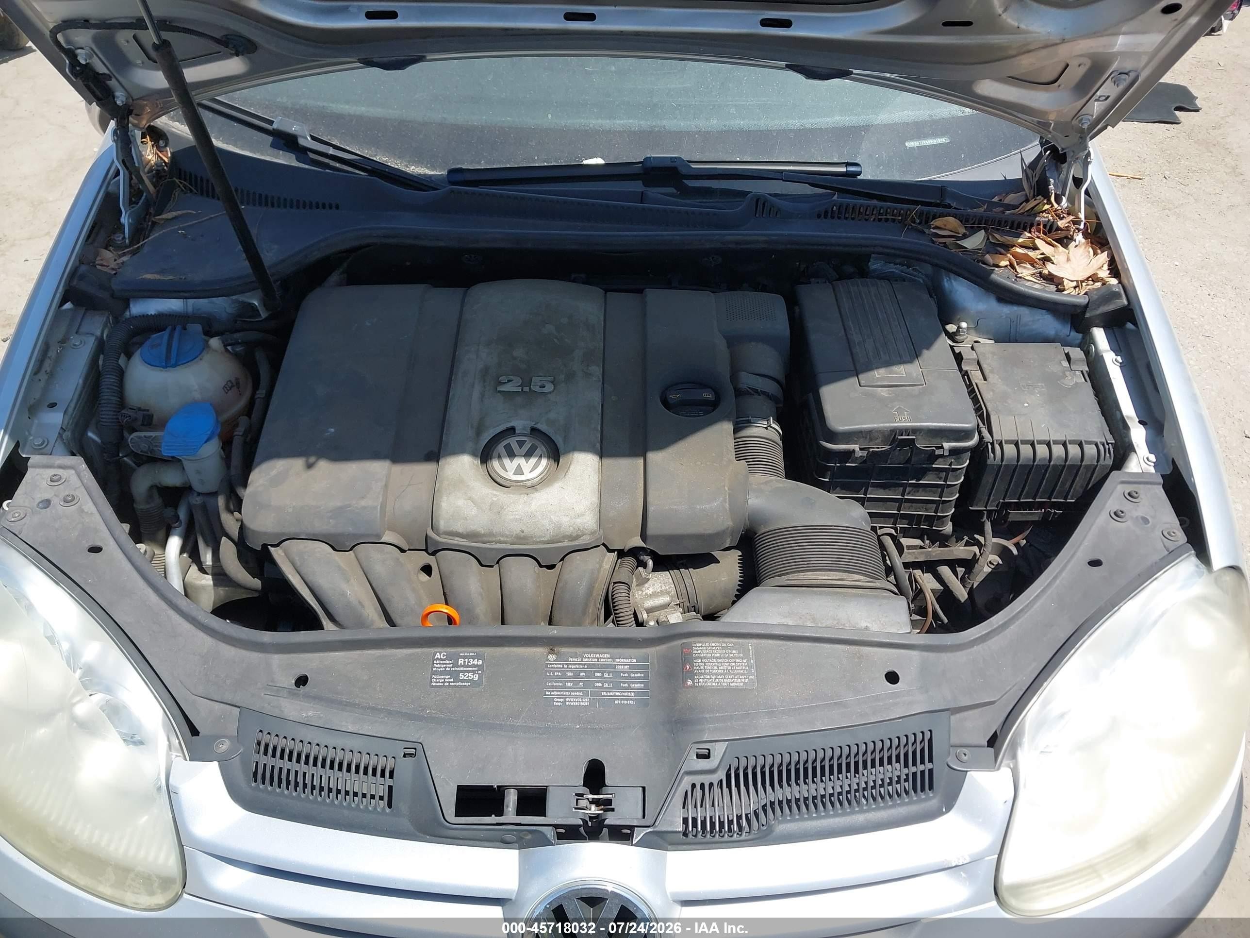 2009 Volkswagen Rabbit S Silver vin: WVWBB71K49W018667