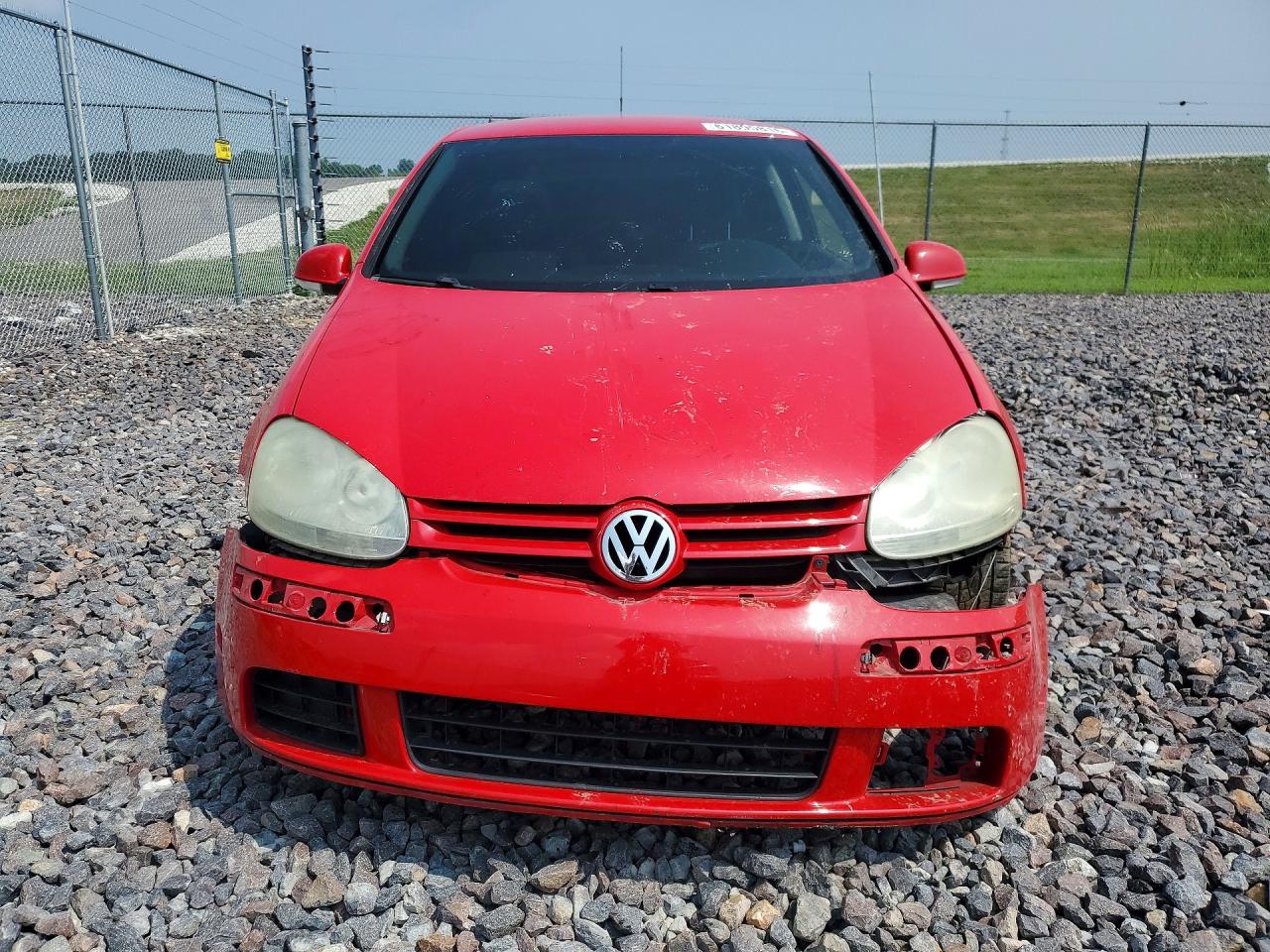 2008 Volkswagen Rabbit Red vin: WVWBB71K98W246405