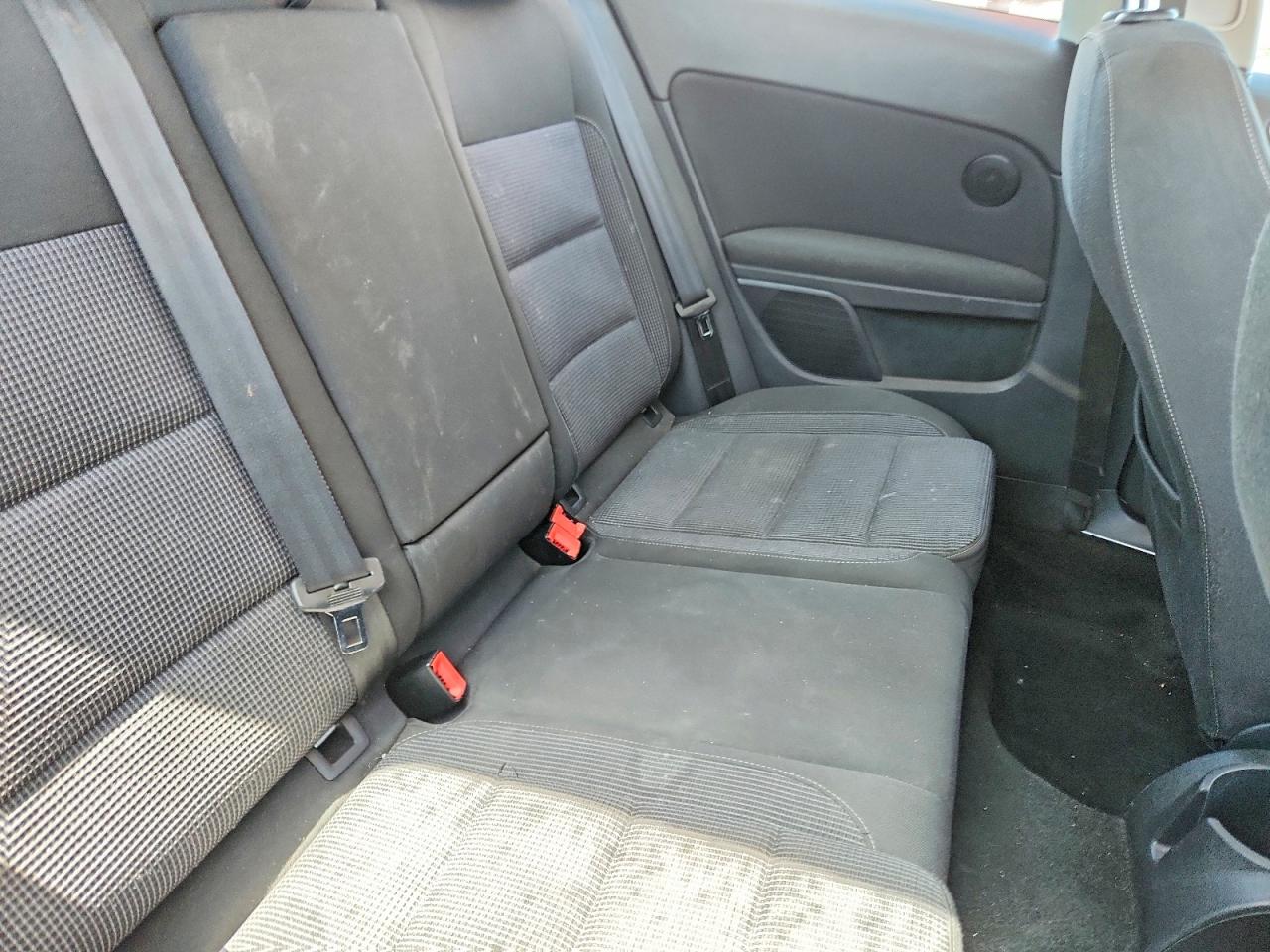 2012 Volkswagen Golf White vin: WVWBB7AJ0CW288977