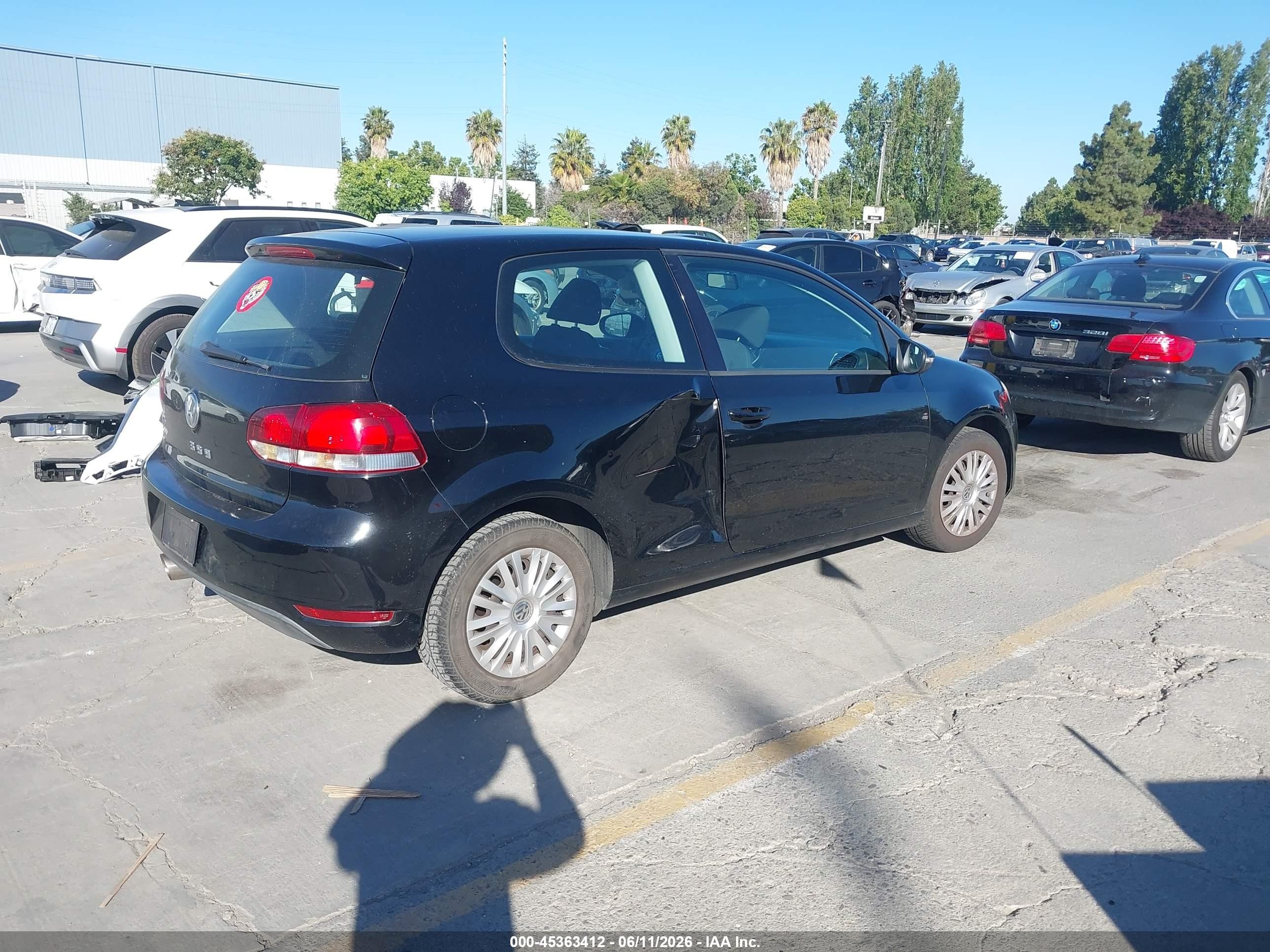 2010 Volkswagen Golf 2-door Black vin: WVWBB7AJ2AW310801