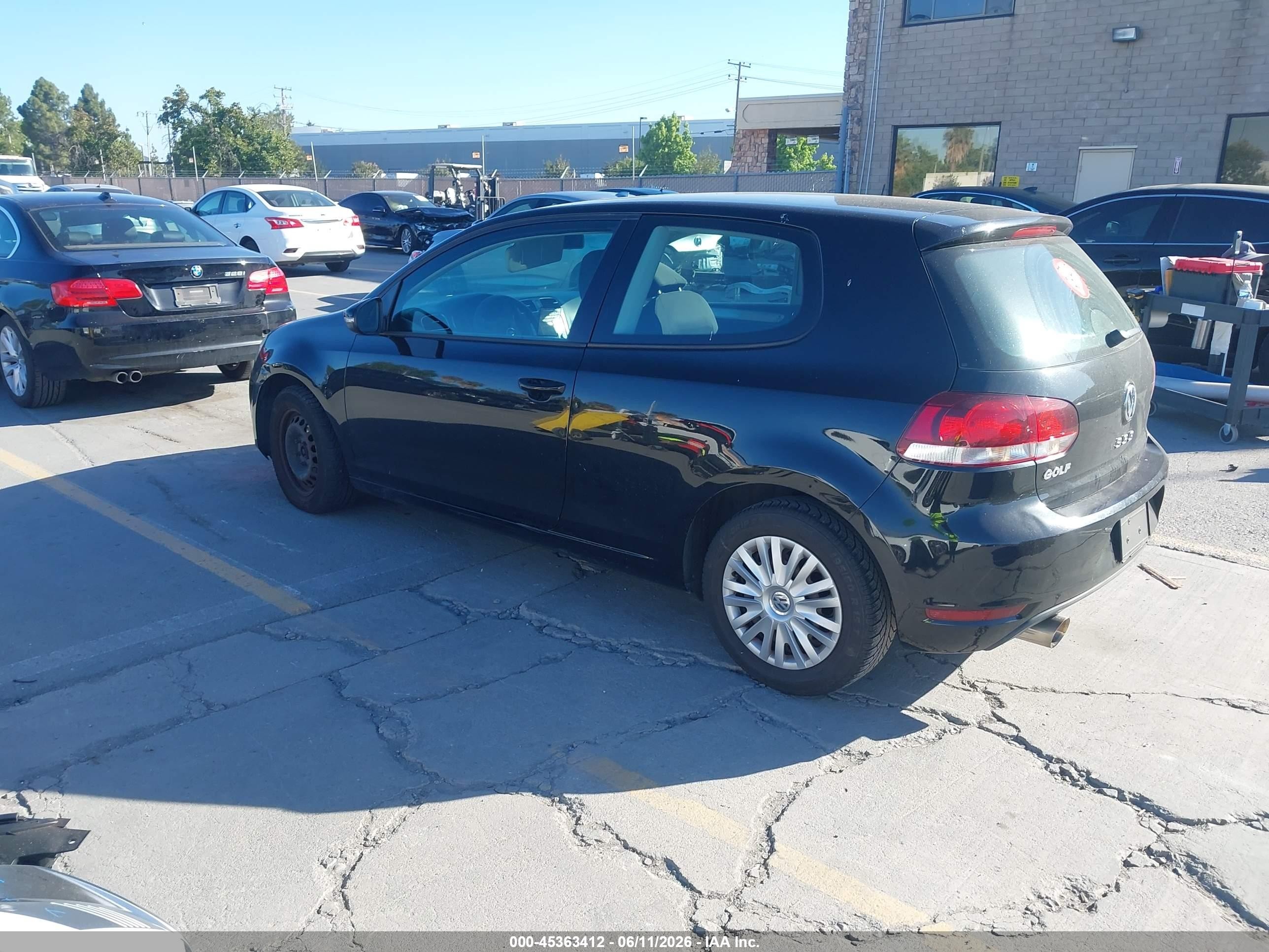 2010 Volkswagen Golf 2-door Black vin: WVWBB7AJ2AW310801