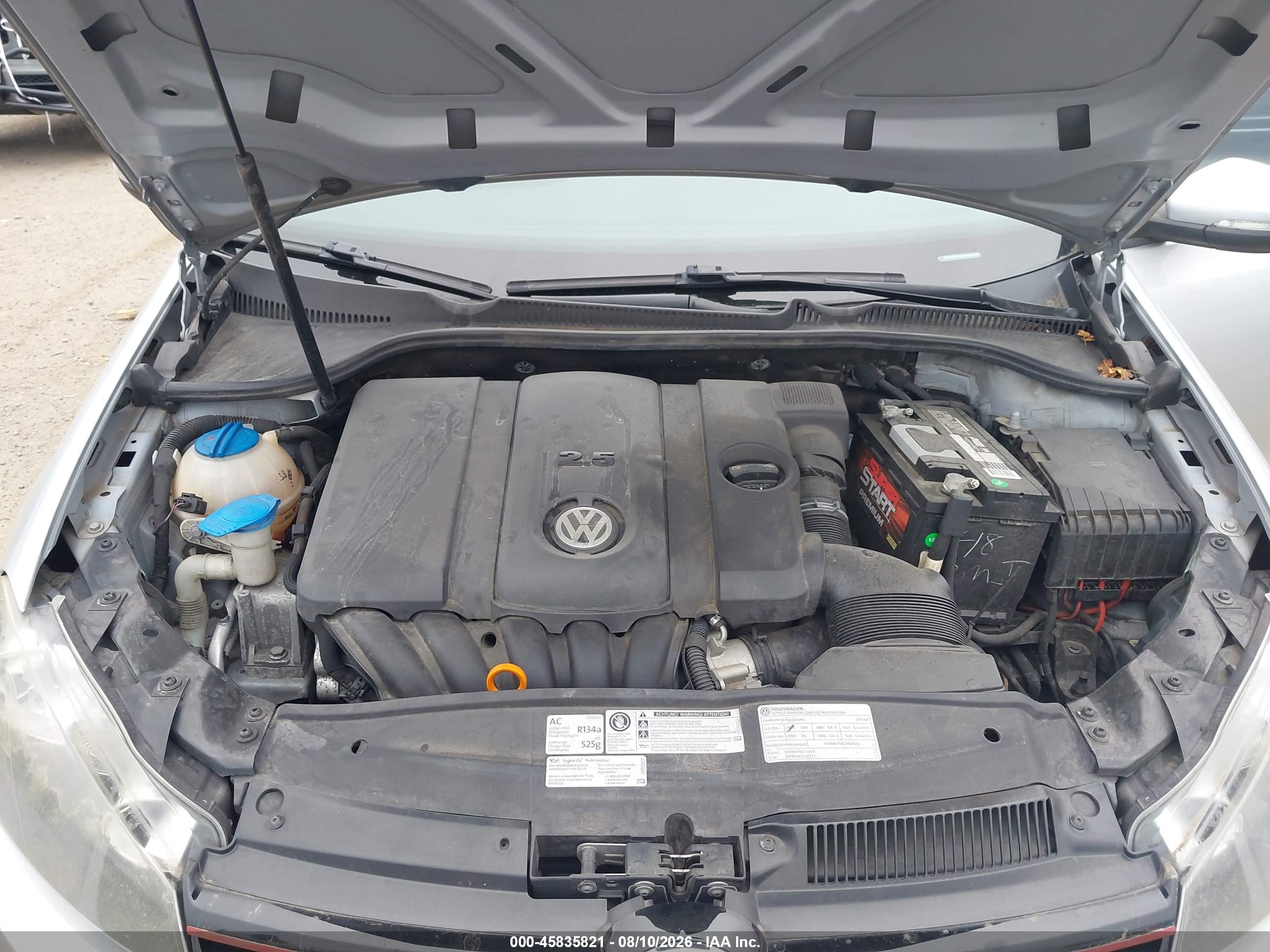 2013 Volkswagen Golf 2.5l 2-door Silver vin: WVWBB7AJ5DW062483