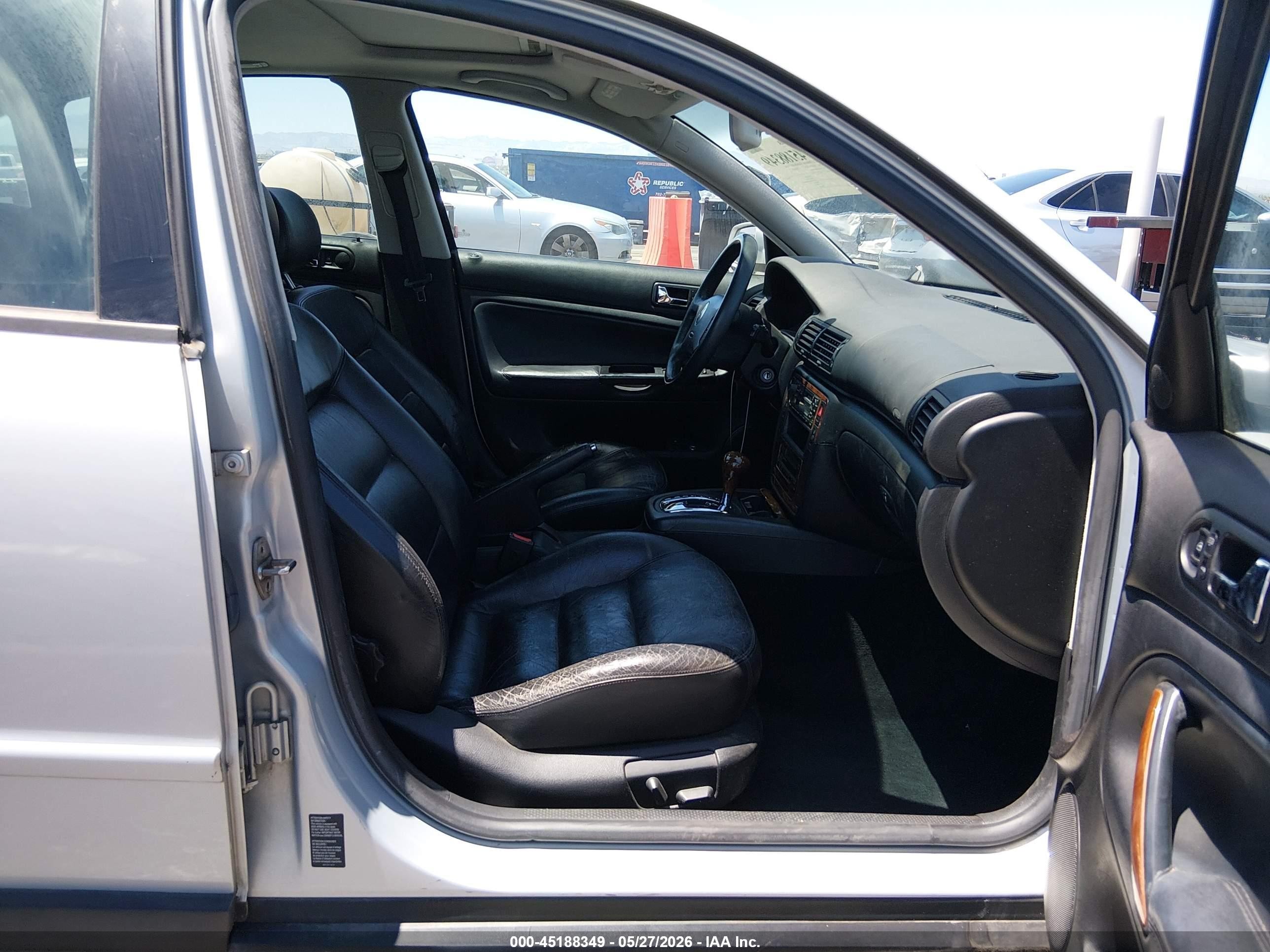 2001 Volkswagen Passat Glx Silver vin: WVWBH63B01P009419