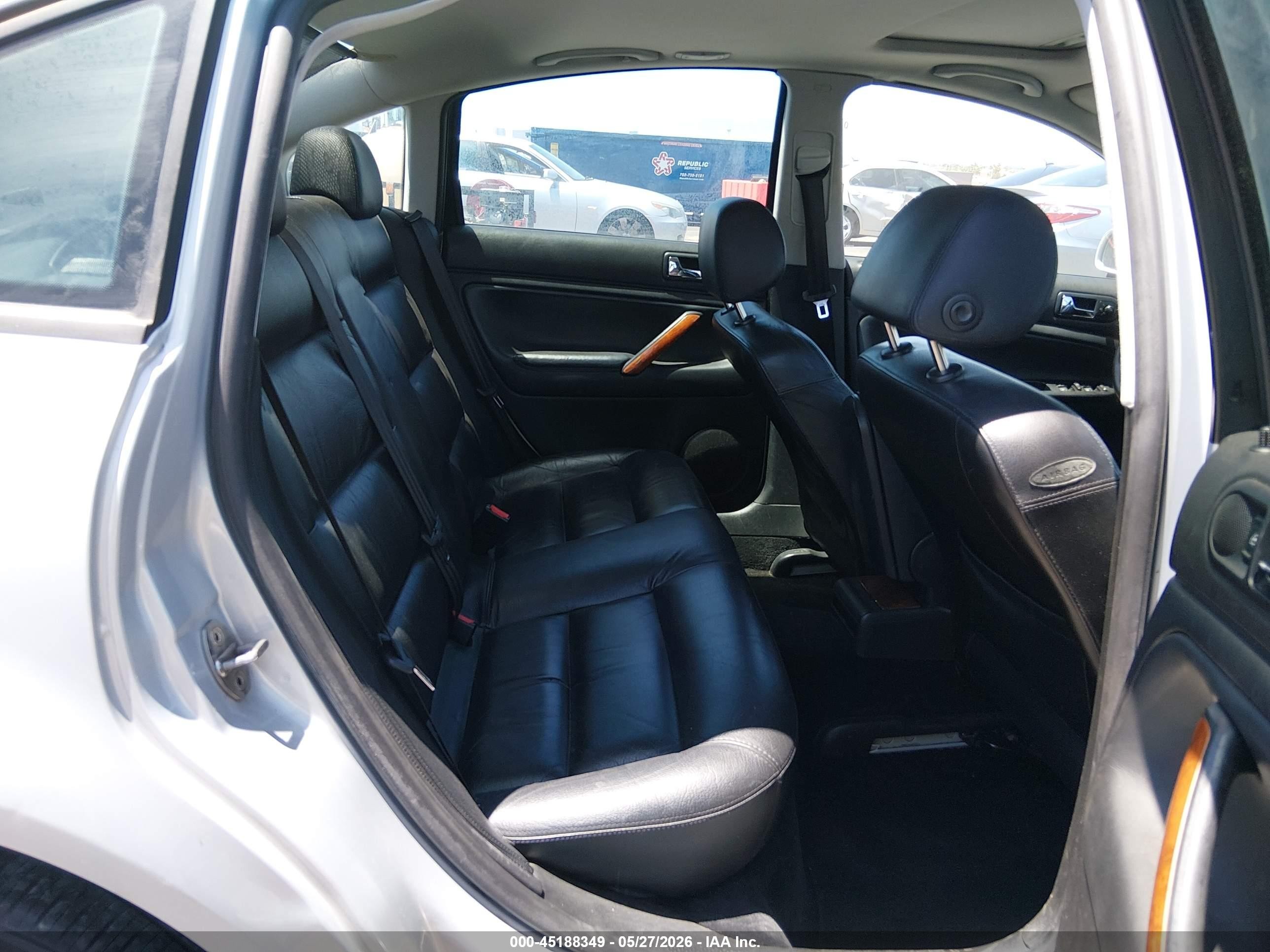 2001 Volkswagen Passat Glx Silver vin: WVWBH63B01P009419