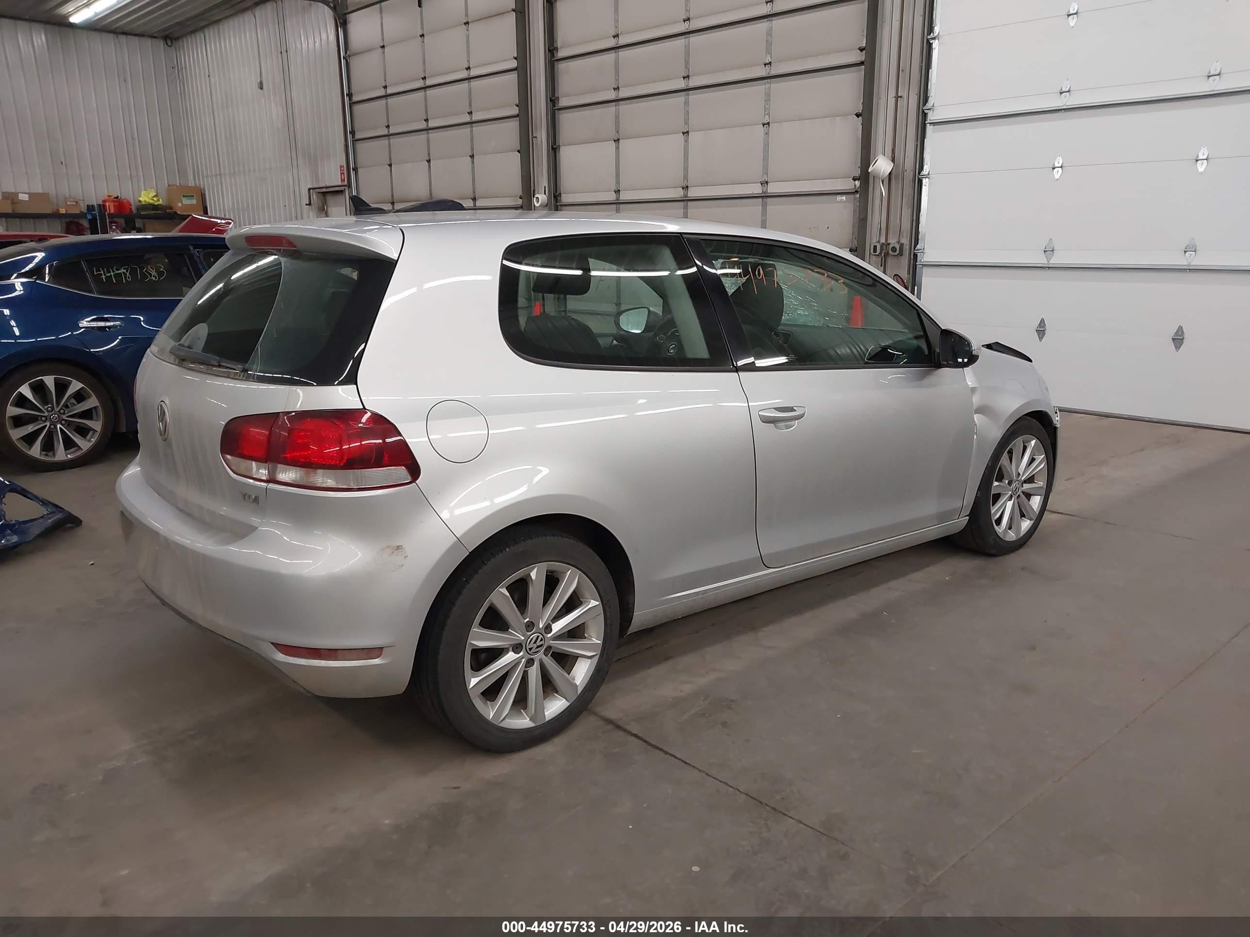 2012 Volkswagen Golf Tdi 2-door Silver vin: WVWBM7AJ7CW204731