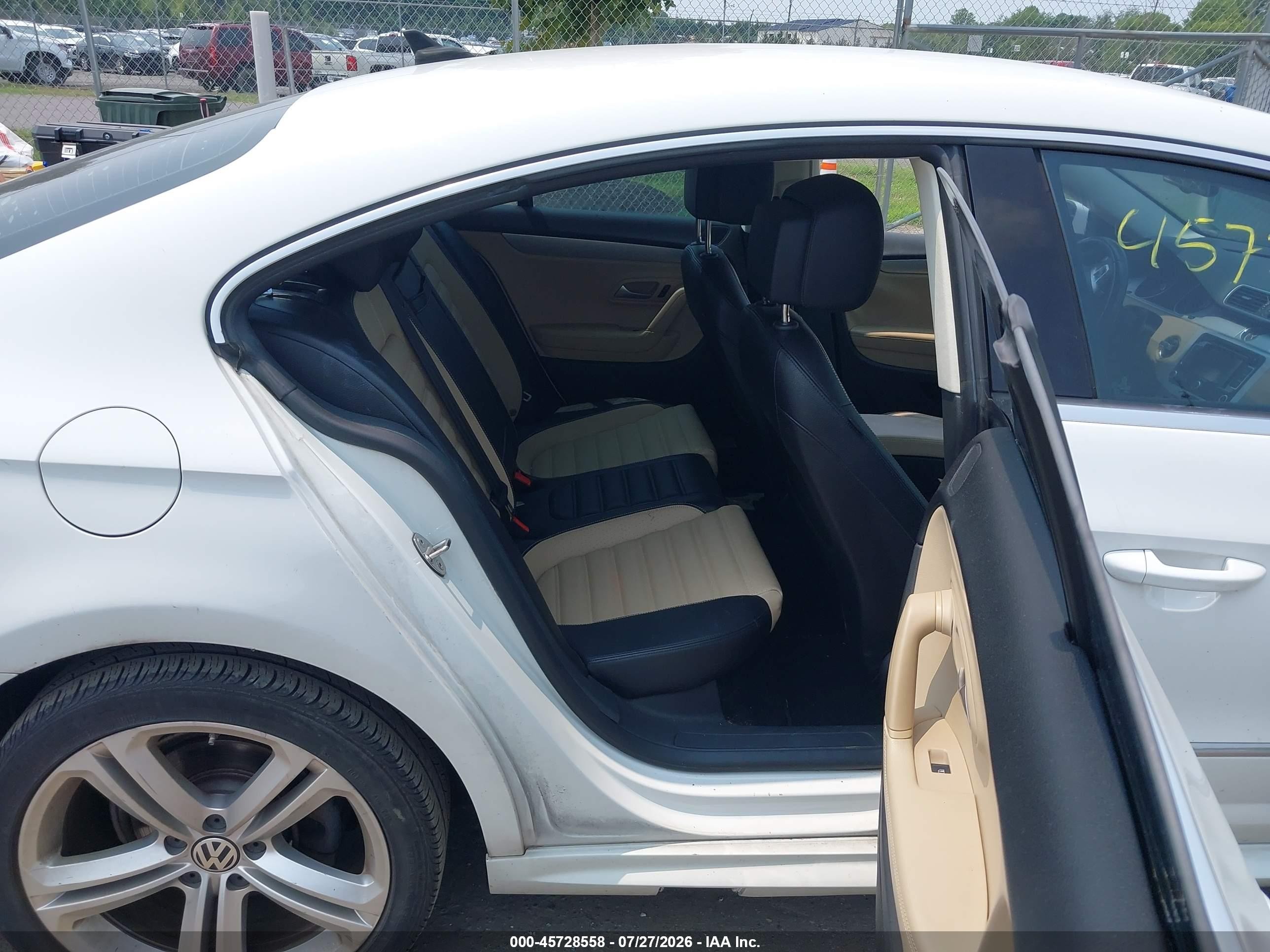 2015 Volkswagen Cc 2.0t R-line White vin: WVWBN7AN0FE826064