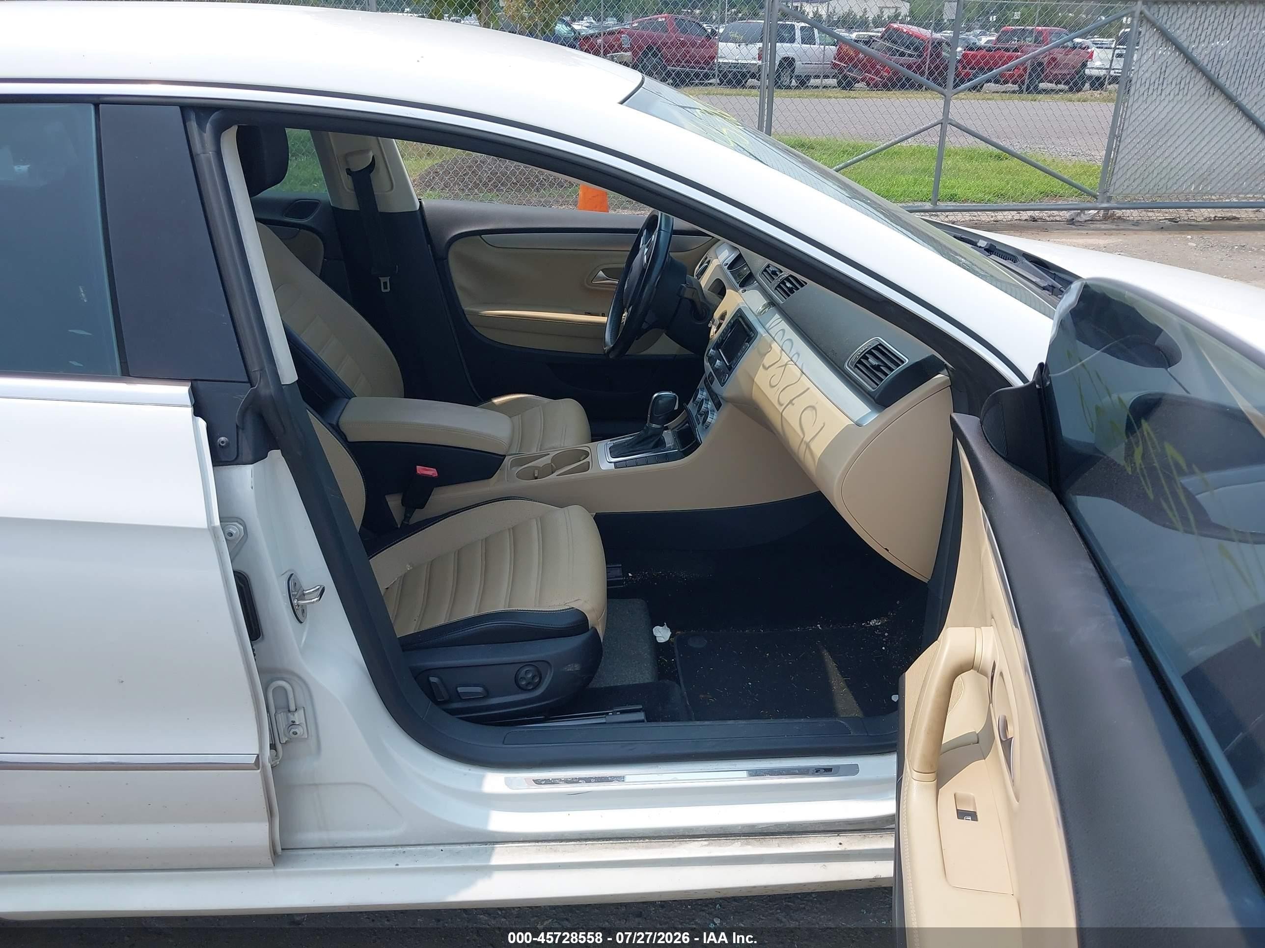 2015 Volkswagen Cc 2.0t R-line White vin: WVWBN7AN0FE826064