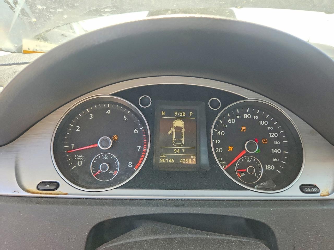 2013 Volkswagen Cc Sport Beige vin: WVWBN7AN3DE507481