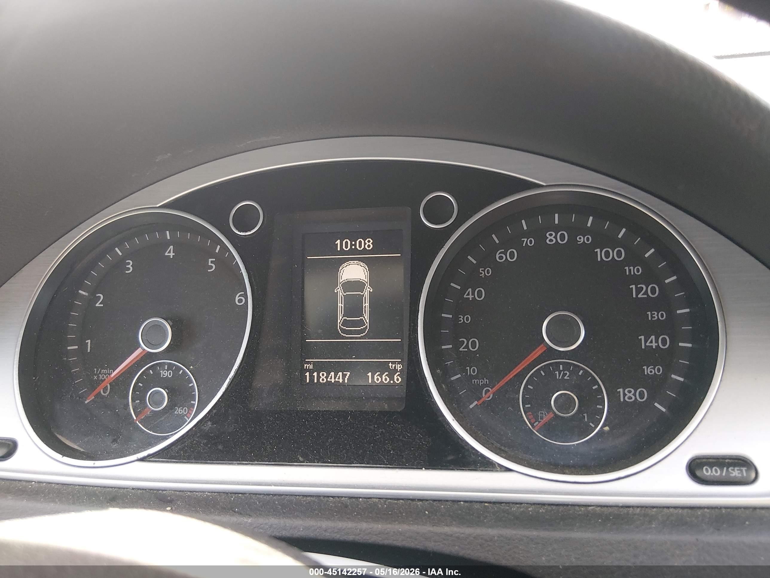 2013 Volkswagen Cc 2.0t Sport Белый vin: WVWBP7AN2DE559873
