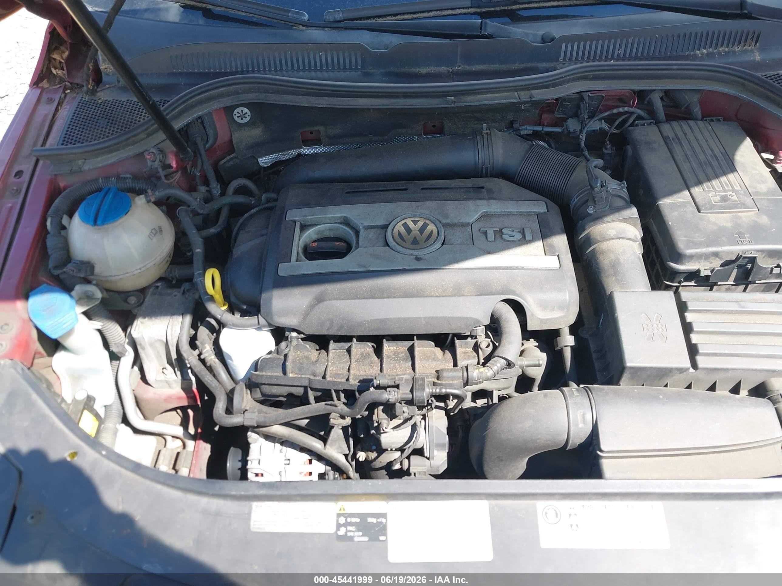 2013 Volkswagen Cc 2.0t Sport Burgundy vin: WVWBP7AN2DE570078