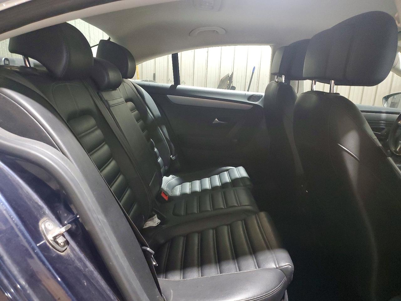 2014 Volkswagen Cc Sport Blue vin: WVWBP7AN2EE501649