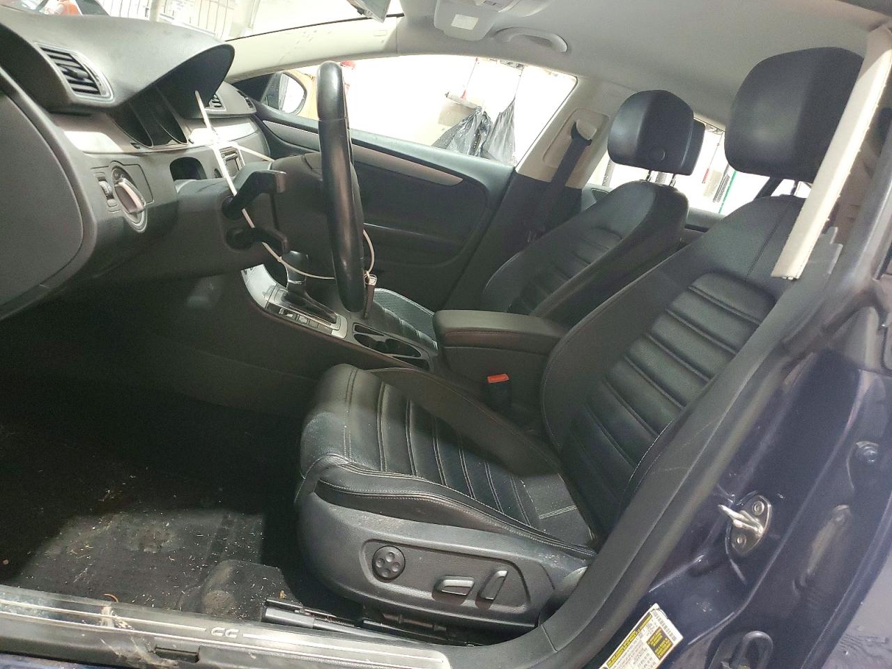 2014 Volkswagen Cc Sport Blue vin: WVWBP7AN2EE501649