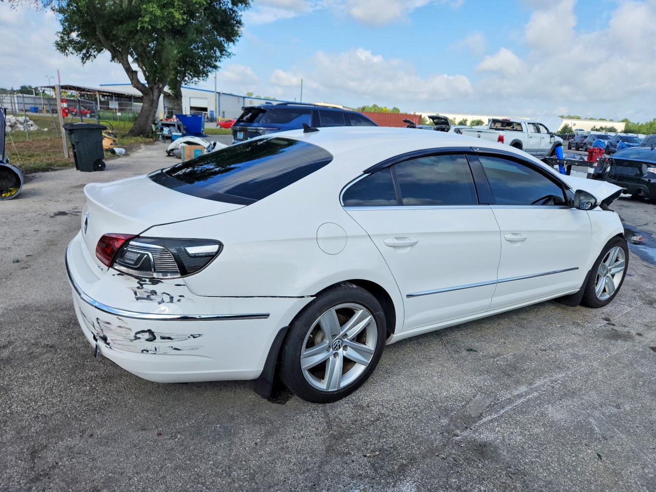 2014 Volkswagen Cc Sport Белый vin: WVWBP7AN2EE537874