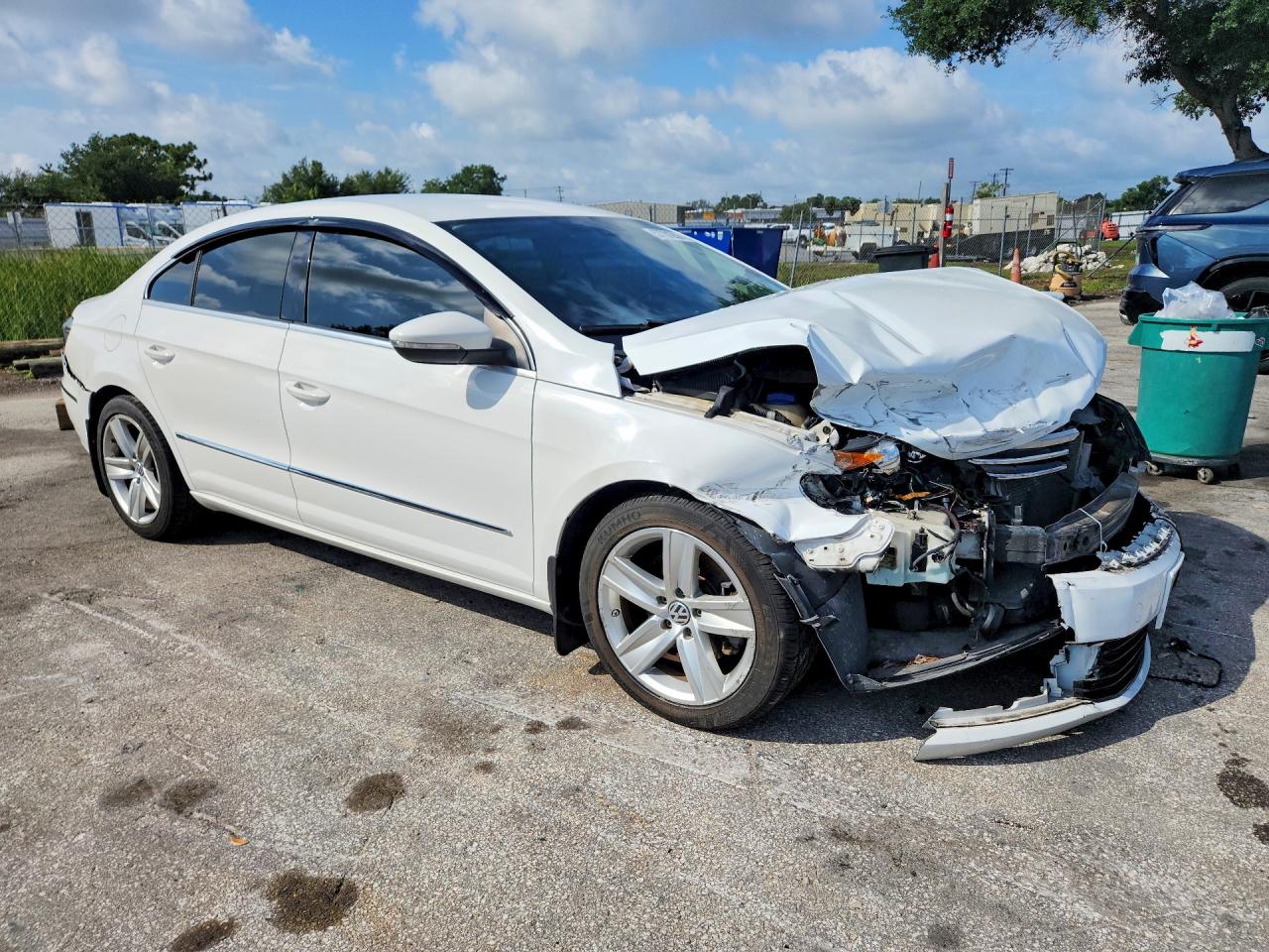 2014 Volkswagen Cc Sport Белый vin: WVWBP7AN2EE537874
