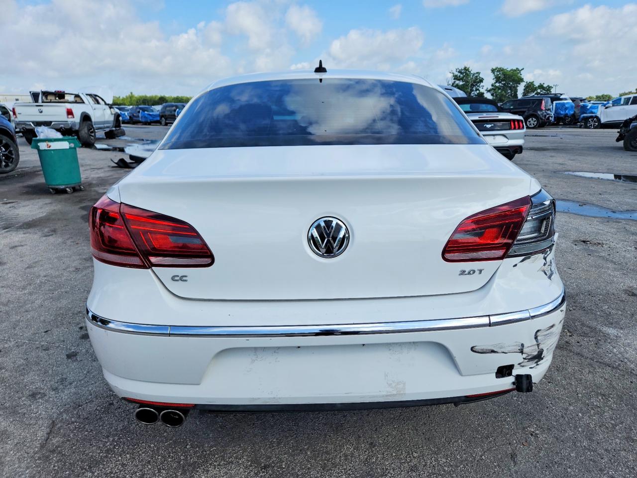 2014 Volkswagen Cc Sport Белый vin: WVWBP7AN2EE537874