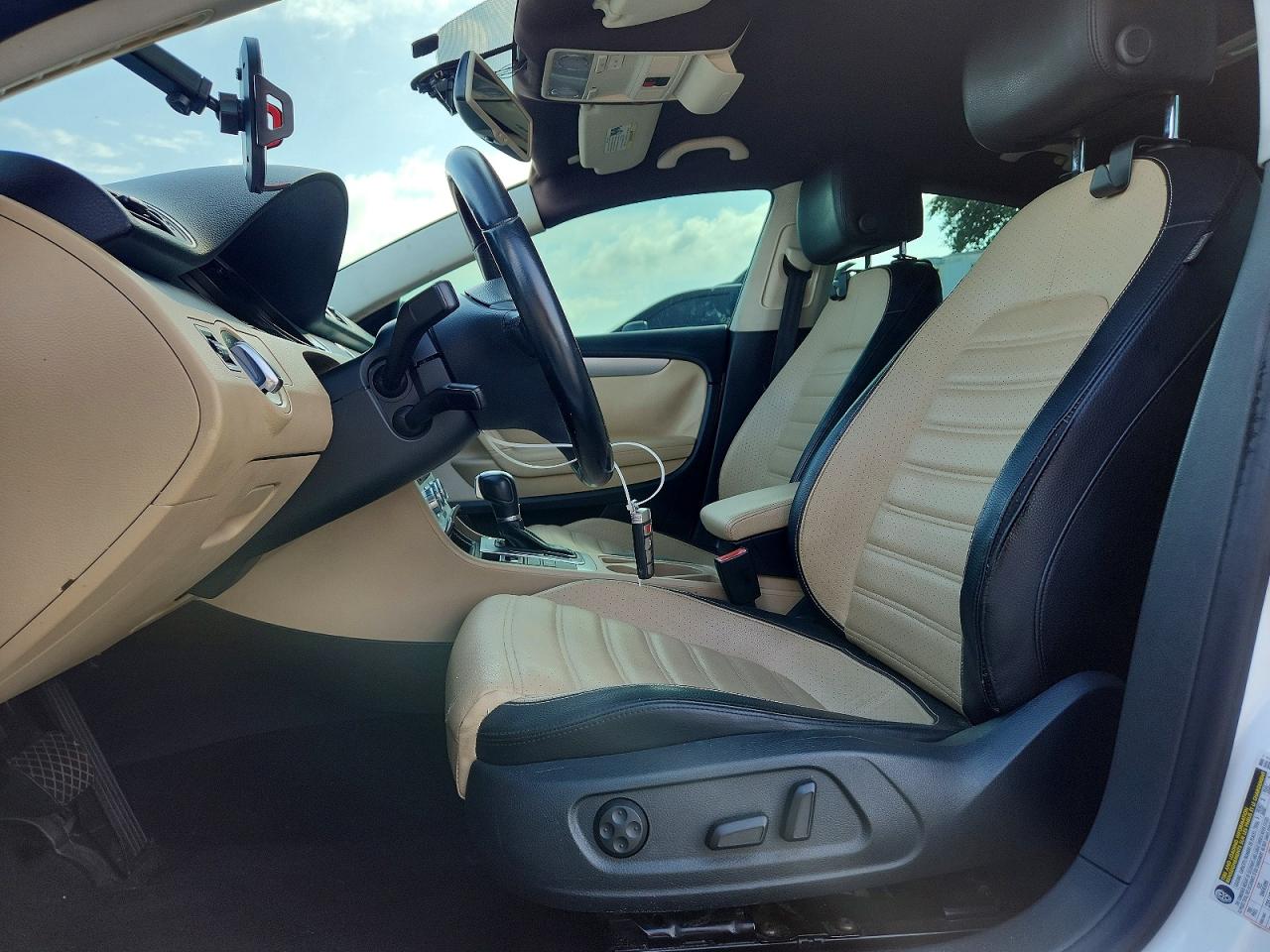 2014 Volkswagen Cc Sport Белый vin: WVWBP7AN2EE537874