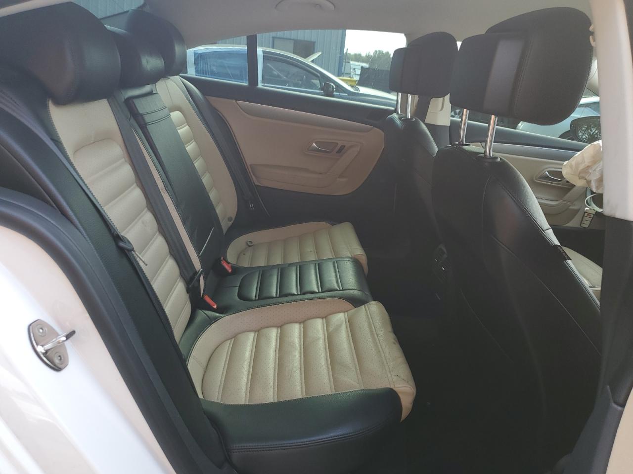 2013 Volkswagen Cc Sport White vin: WVWBP7AN3DE502159