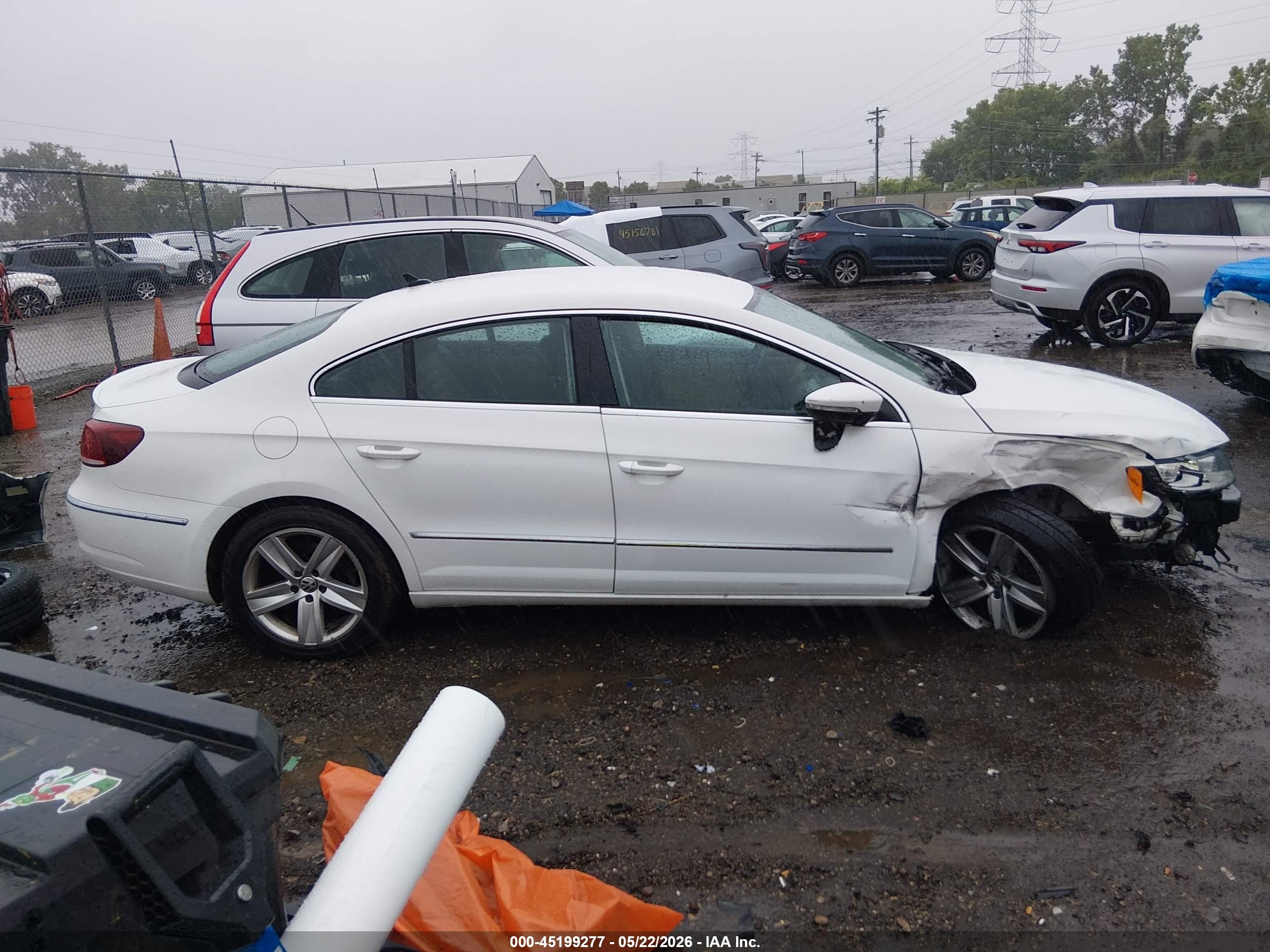 2014 Volkswagen Cc 2.0t Sport Белый vin: WVWBP7AN3EE537799
