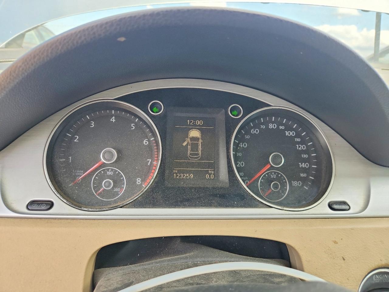 2013 Volkswagen Cc Sport Blue vin: WVWBP7AN6DE545409